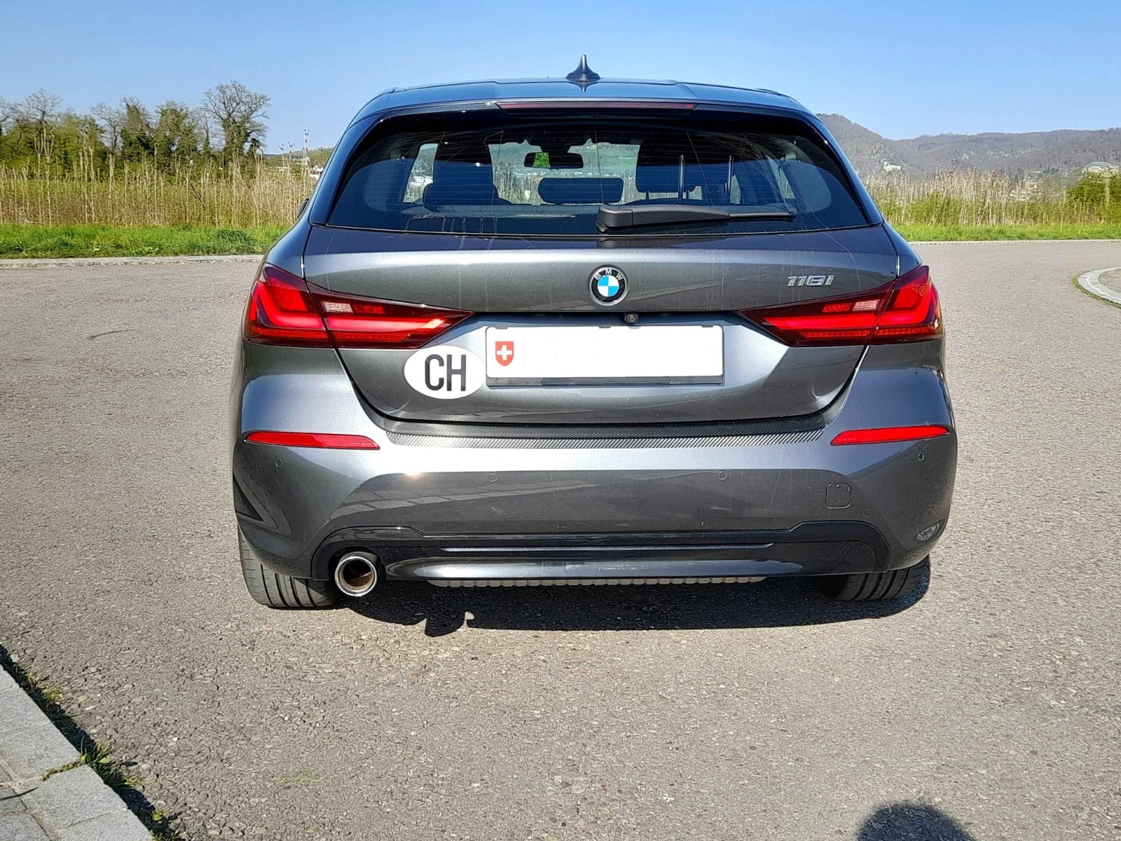 BMW 118i-image-3