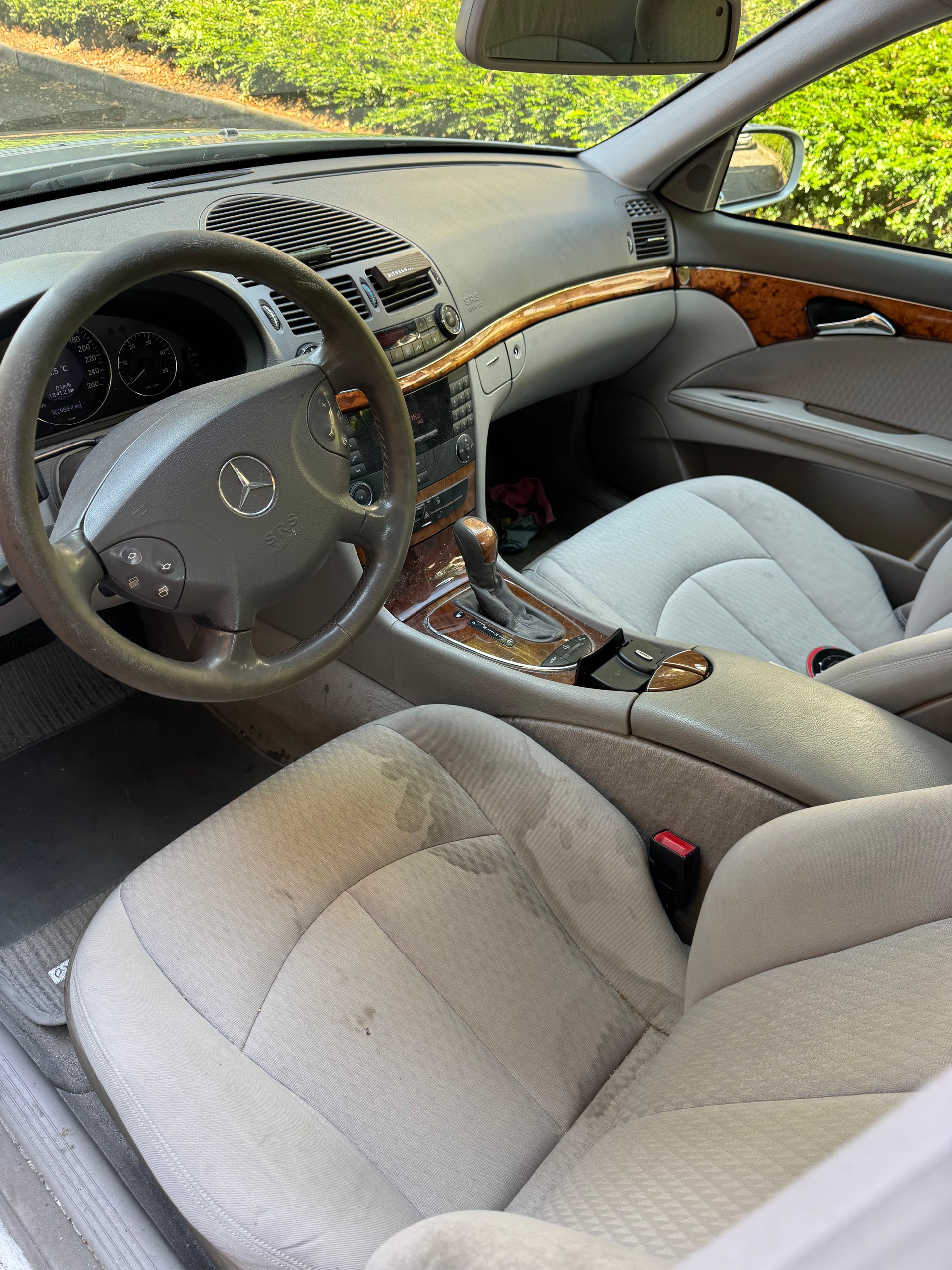 MERCEDES-BENZ E 320 CDI Avantgarde Automatic-image-6