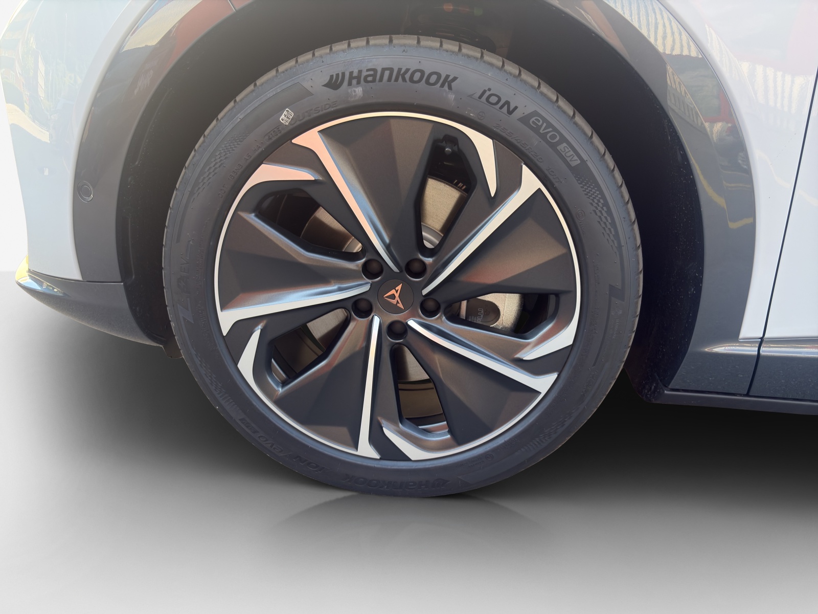 CUPRA Tavascan Type 8 77 kWh VZ-image-15