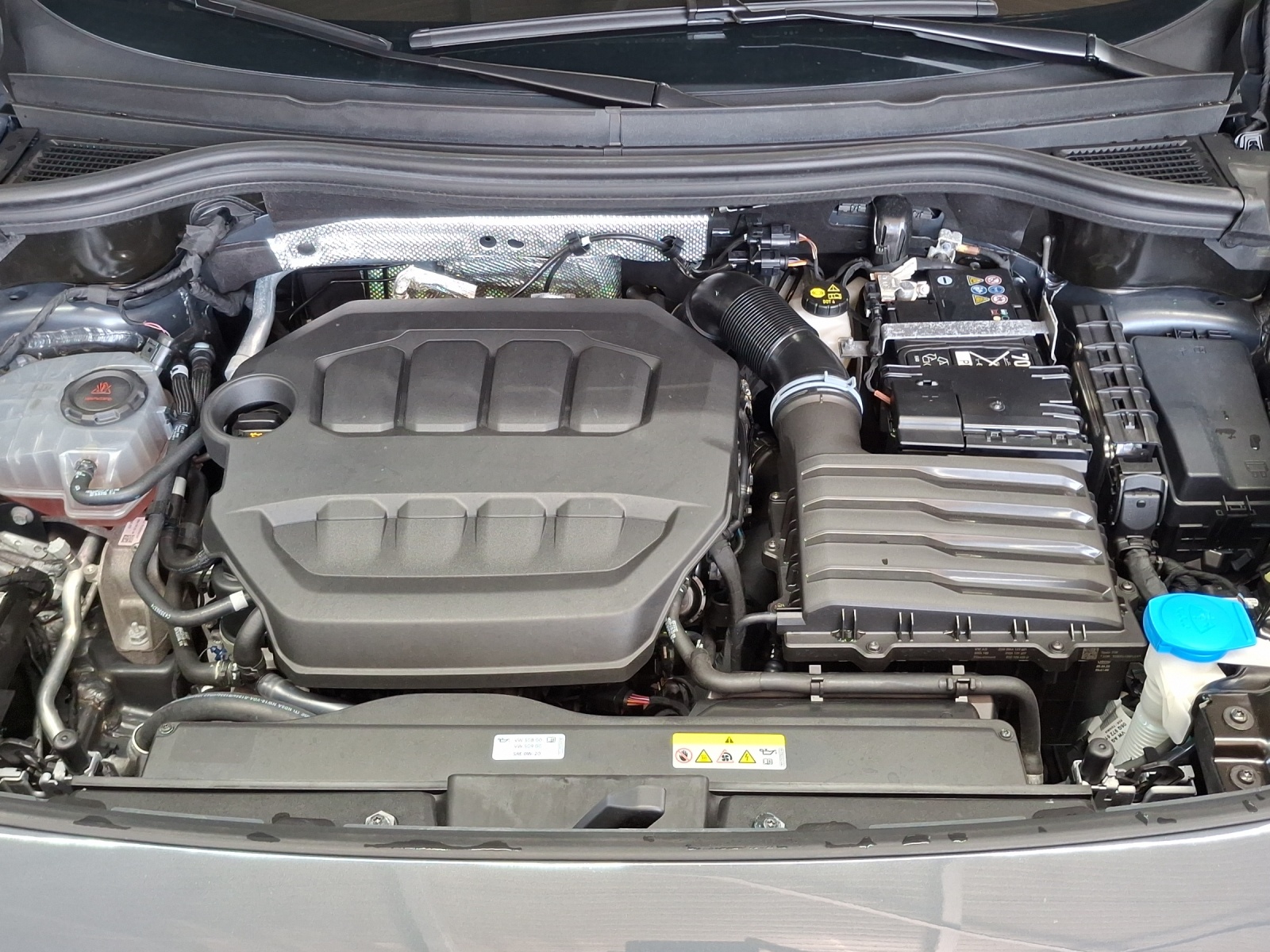 VW Tayron 2.0 TSI R-Line DSG 4Motion-image-13