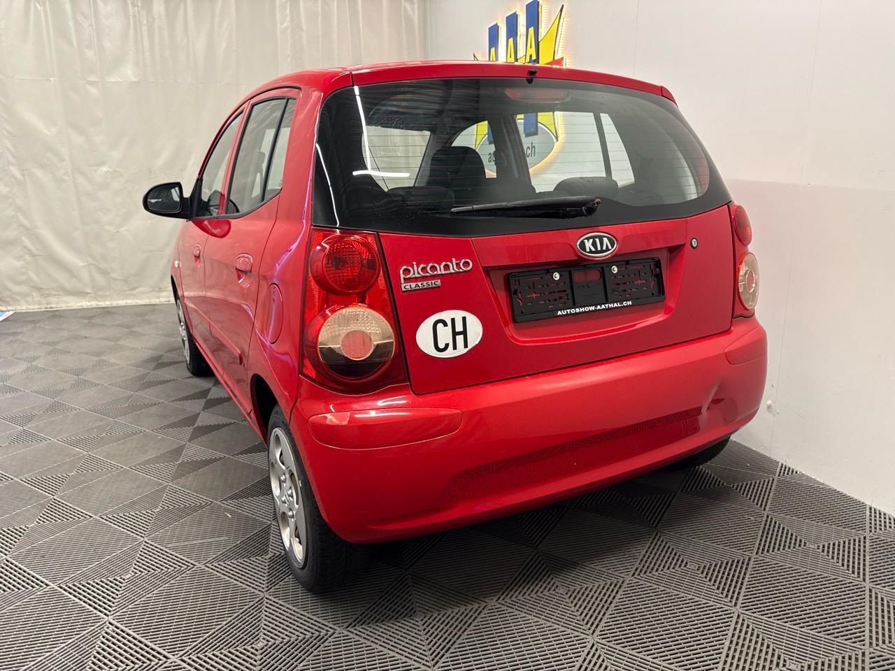 KIA Picanto 1.1 Classic-image-8