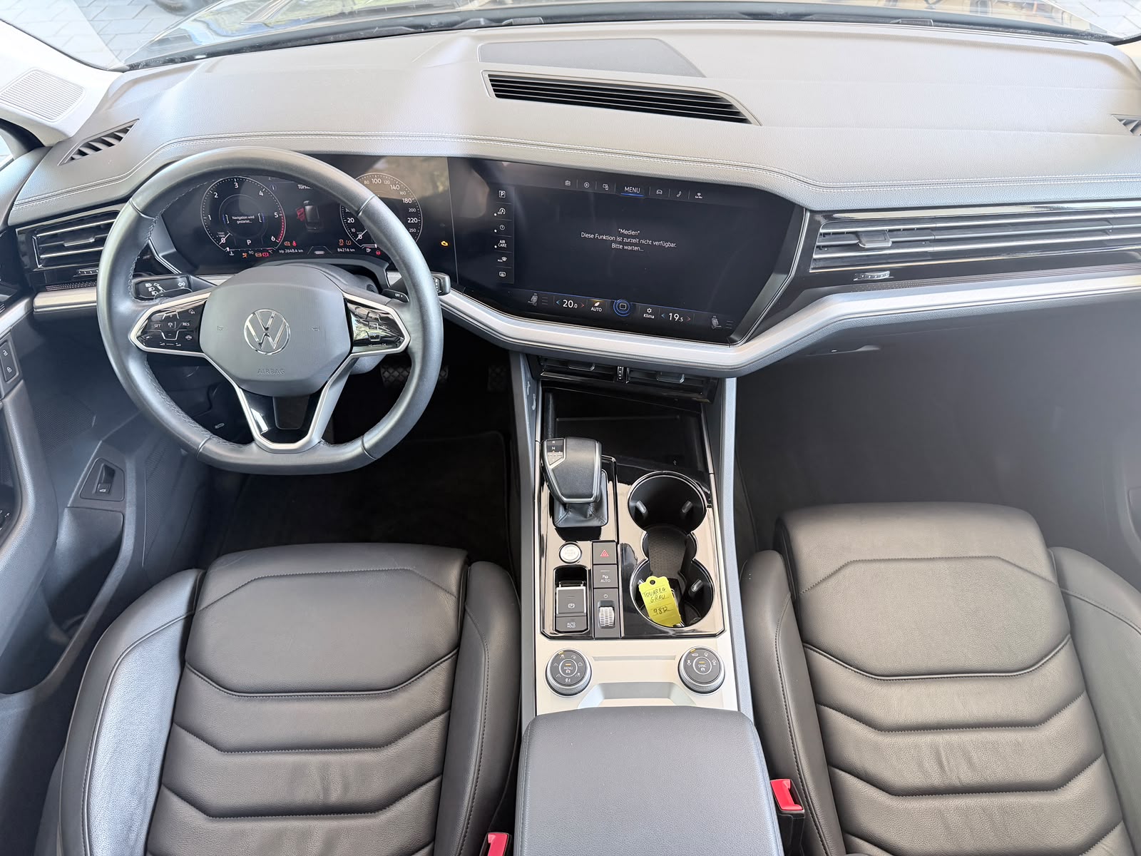 VW Touareg 3.0 V6 TDI Elegance-image-4