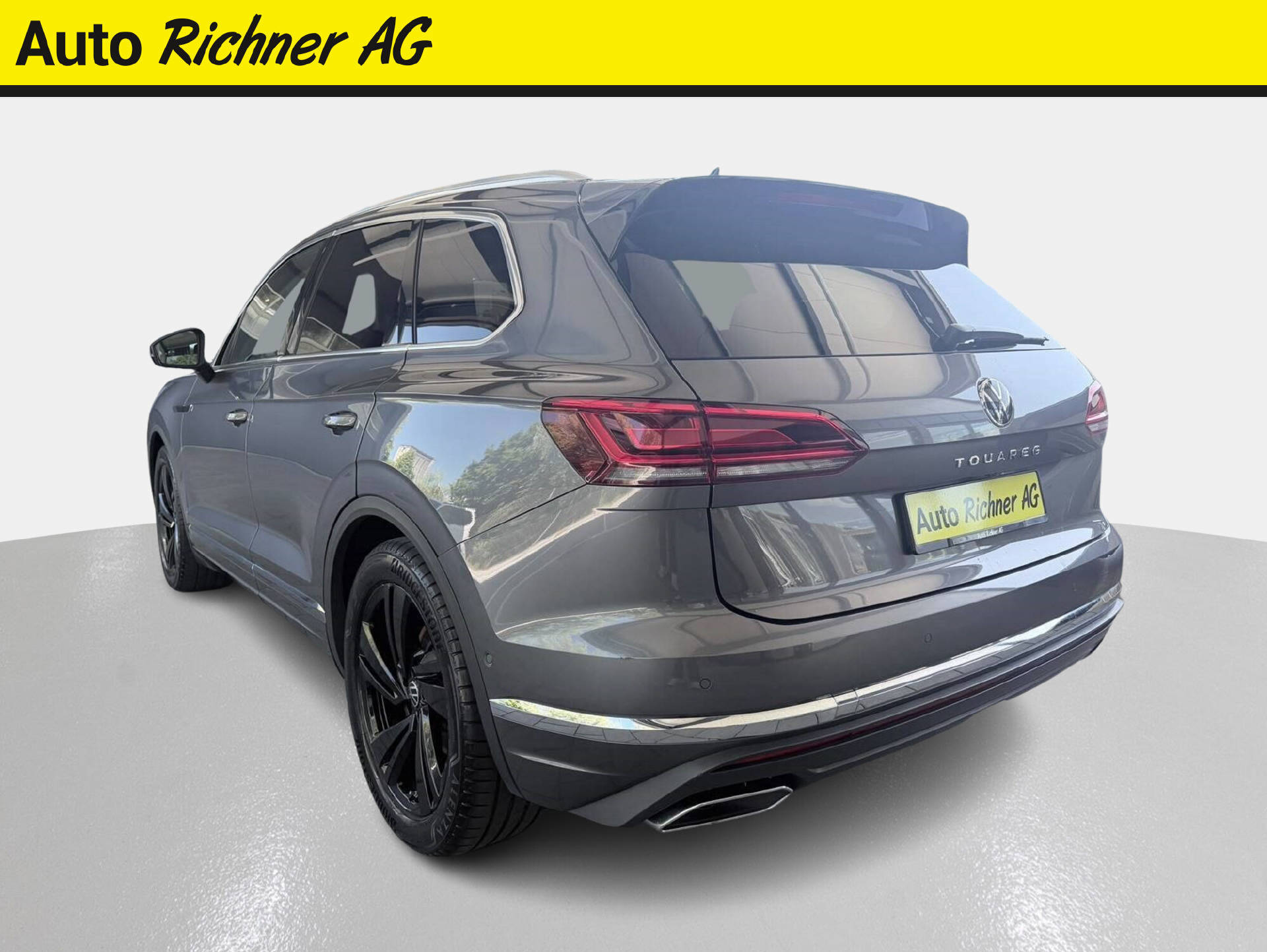 VW Touareg 3.0 V6 TDI Elegance-image-2