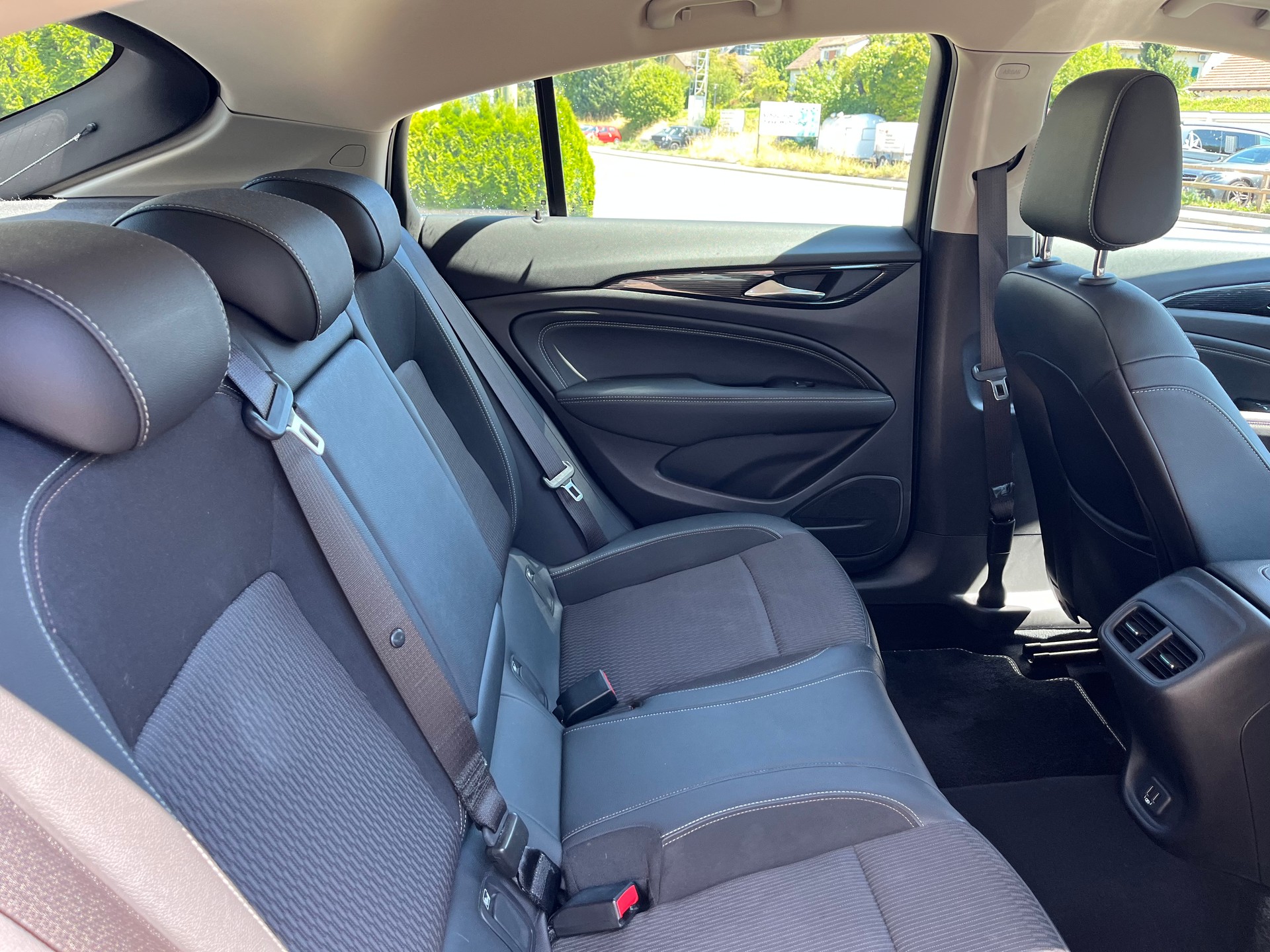 OPEL Insignia 1.5 T Grand Sport Automatic-image-7