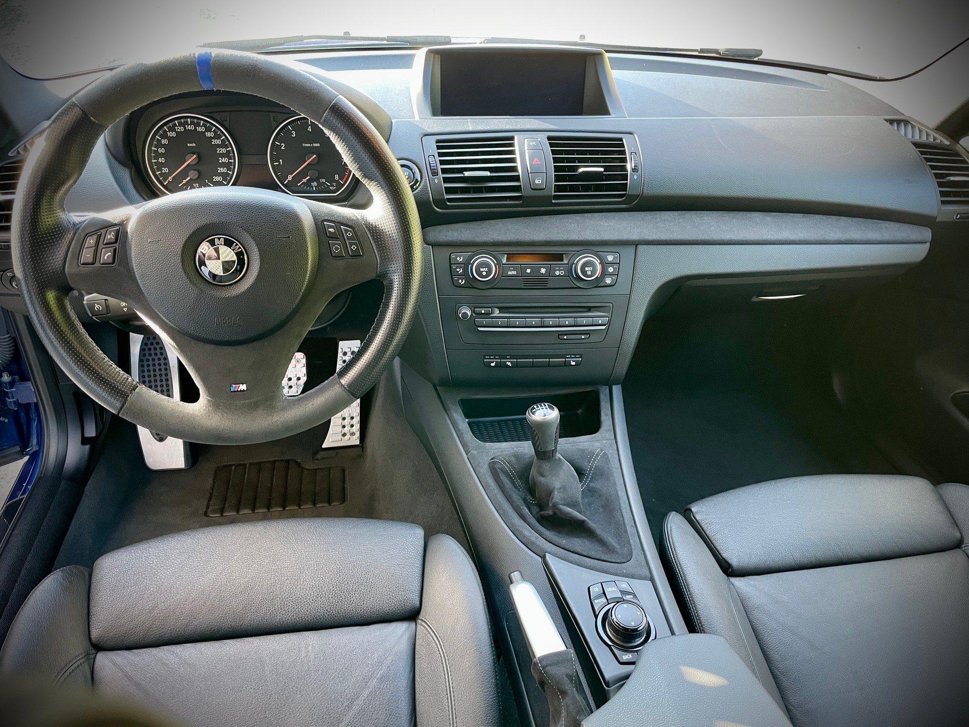 BMW 135i Coupé-image-3