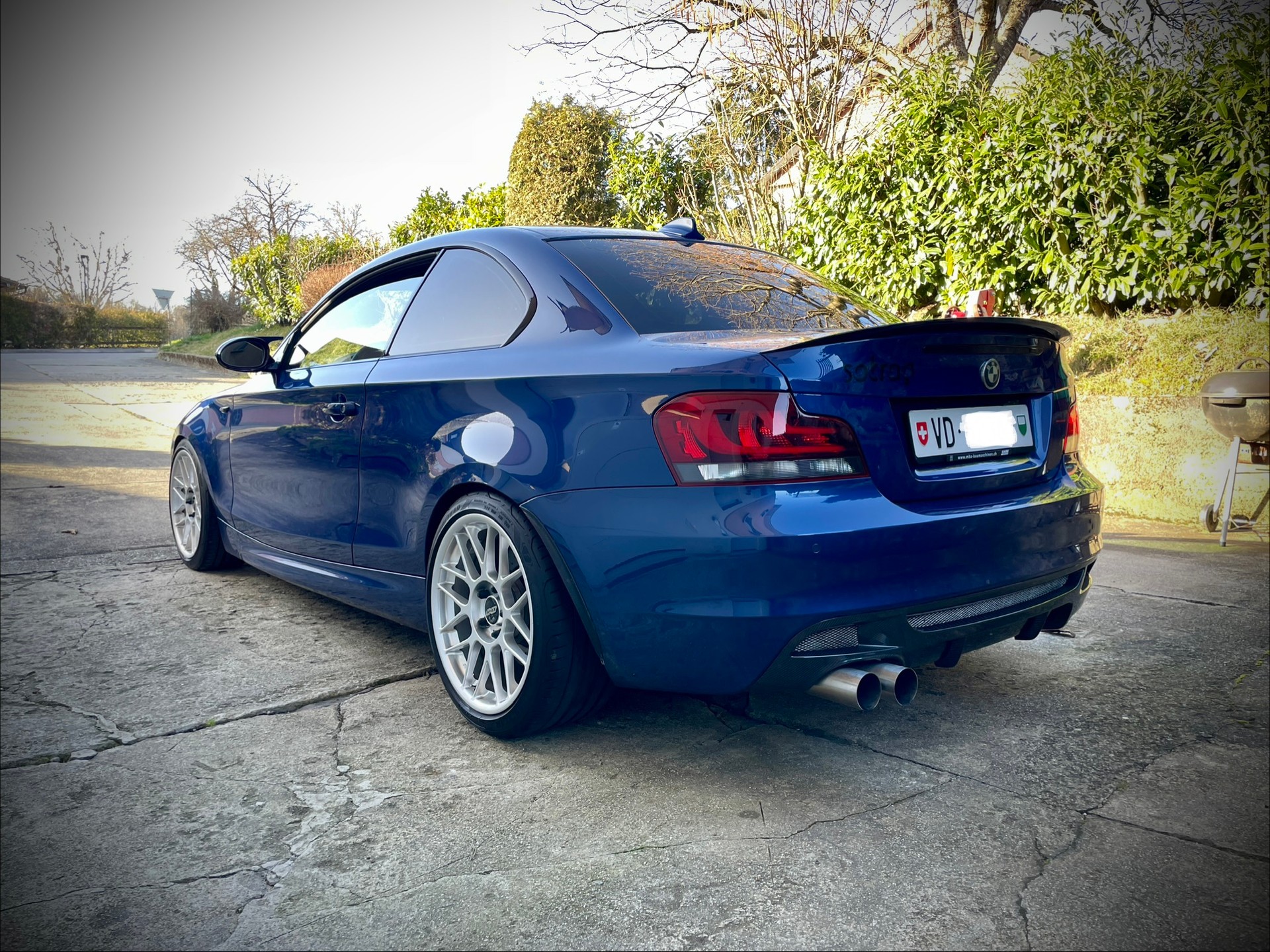 BMW 135i Coupé-image-1