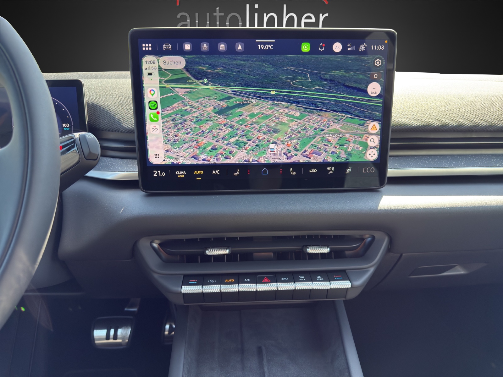 VW ID.3 Neo 79 kWh 231 PS Style-image-11