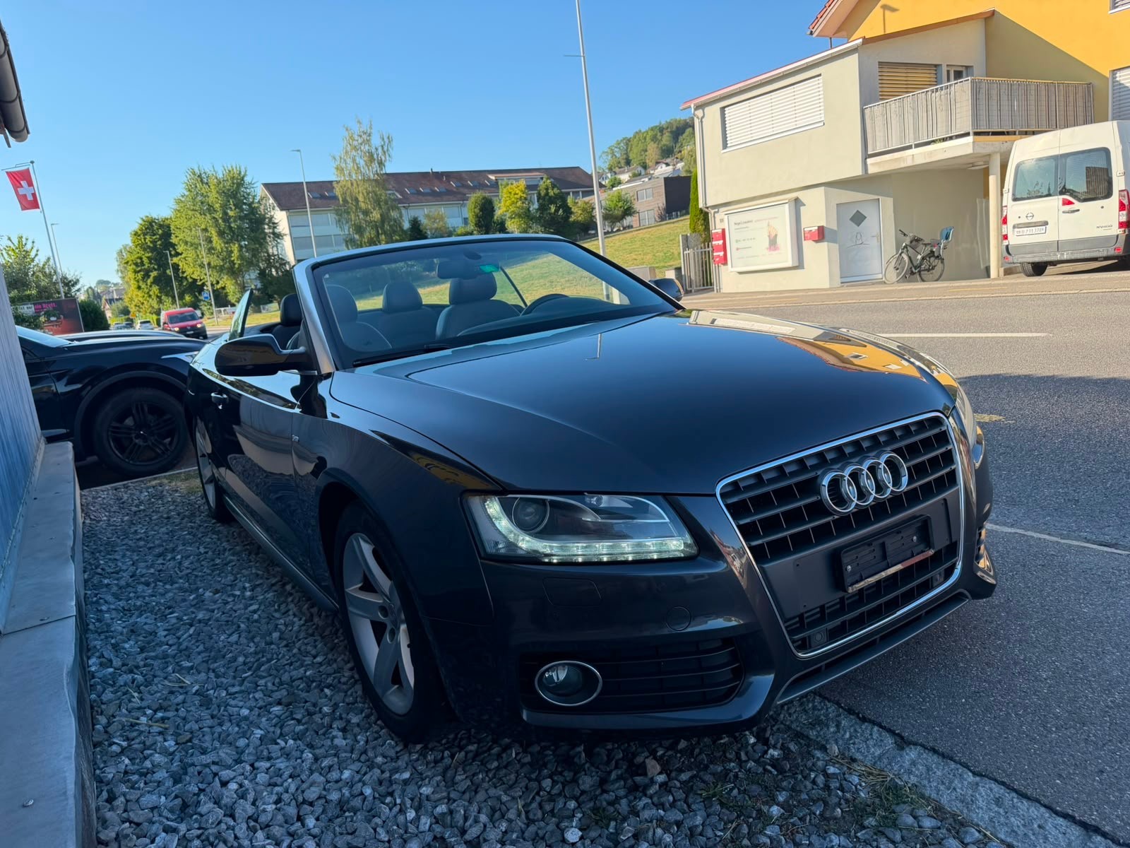 AUDI A5 Cabriolet 2.0 TFSI-image-2