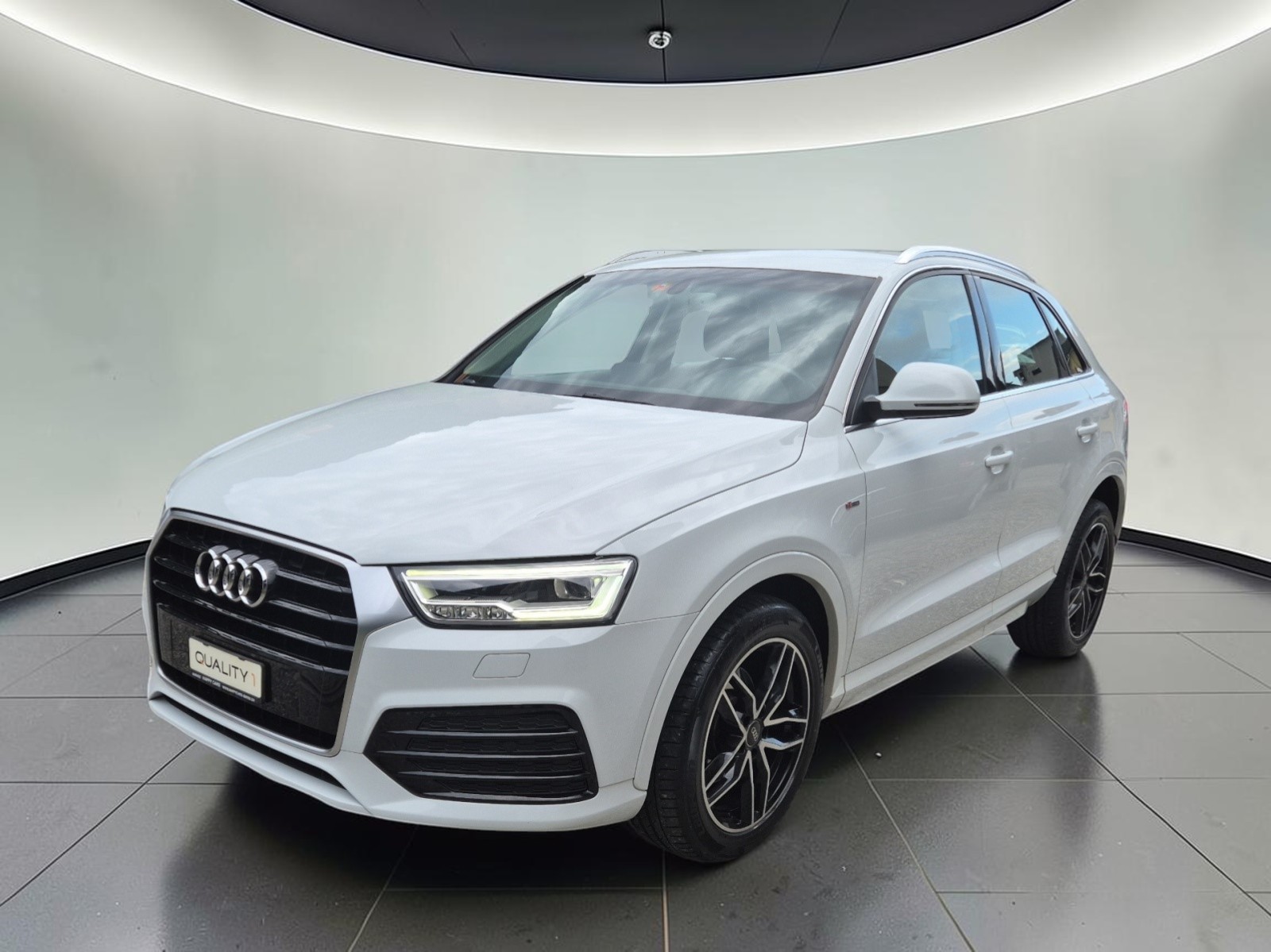 AUDI Q3 1.4 TFSI design S-tronic-image-0
