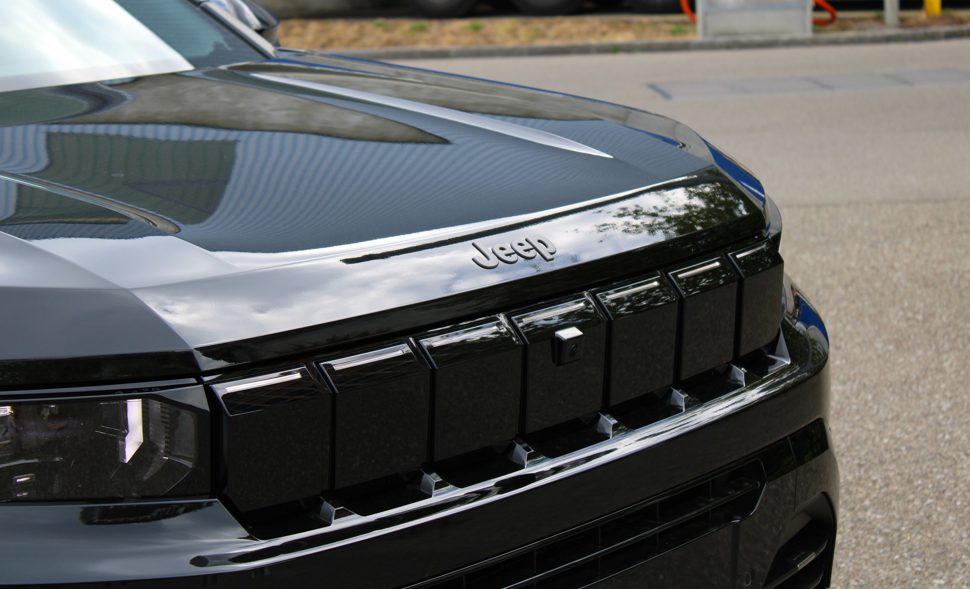 JEEP Compass 1.2 T e-Hybrid Summit-image-7