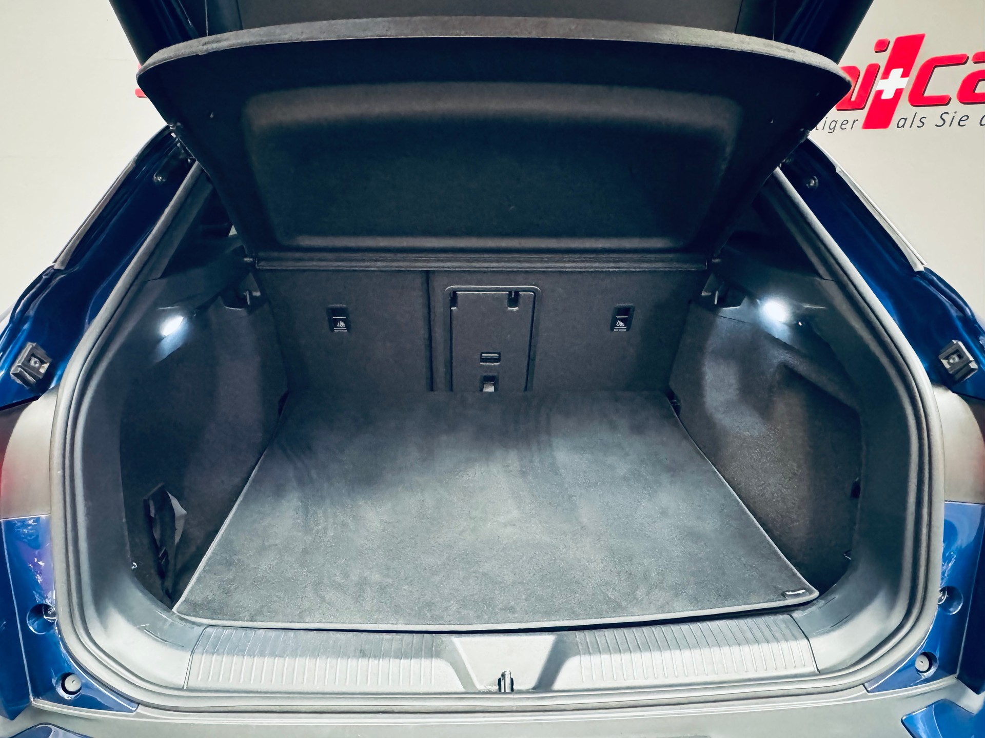 VW ID.4 Pro Performance 77 kWh Max-image-11