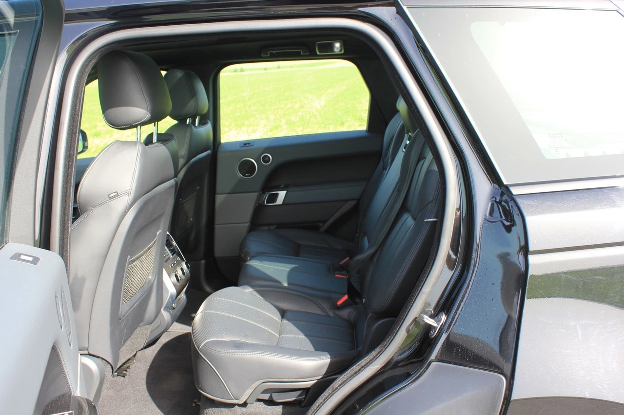 LAND ROVER Range Rover Sport 4.4 SDV8 HSE Dynamic Automatic-image-8