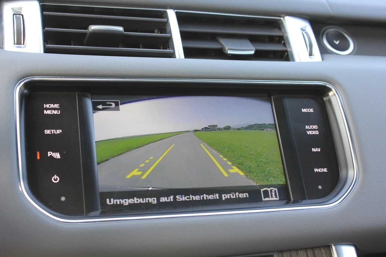 LAND ROVER Range Rover Sport 4.4 SDV8 HSE Dynamic Automatic-image-12