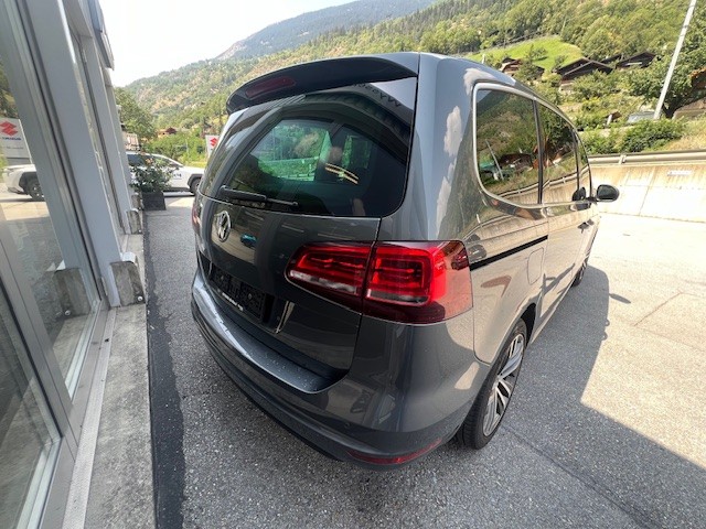 VW Sharan 2.0 TDI BMT Allstar 4Motion DSG-image-4