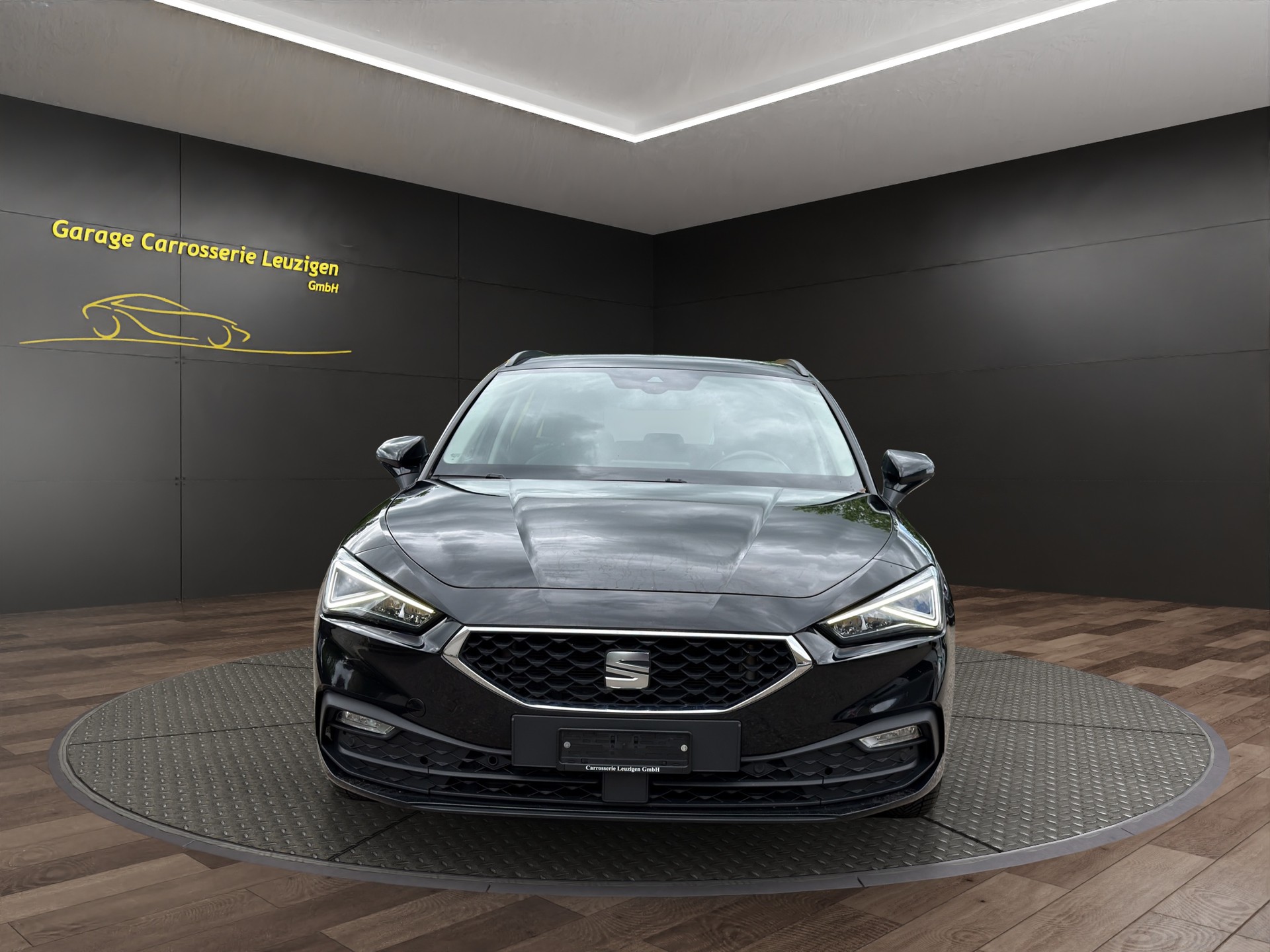 SEAT Leon ST 2.0 TDI EVO DSG 4Drive Style-image-2