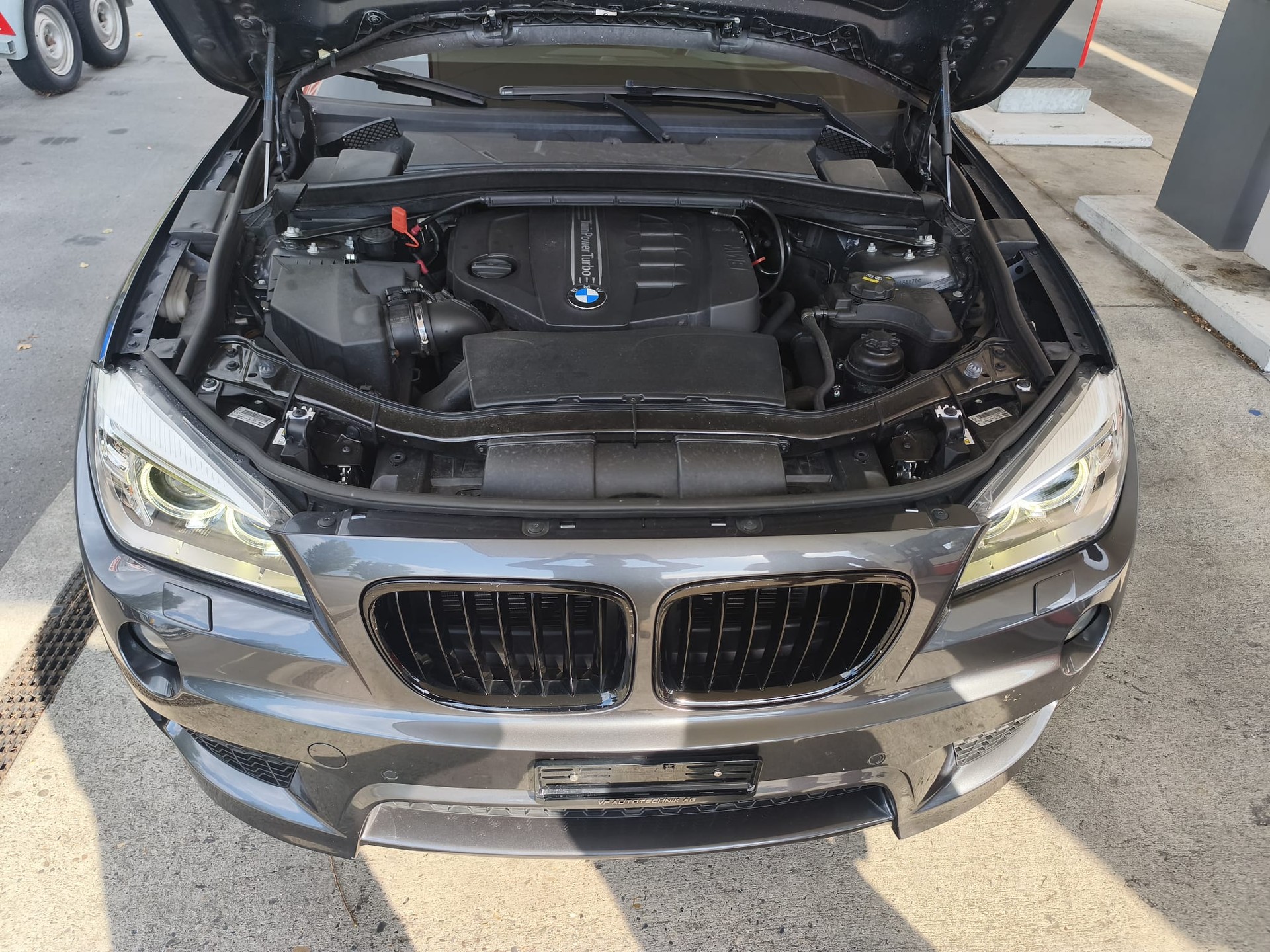 BMW X1 xDrive 20d Sport Line Steptronic-image-23