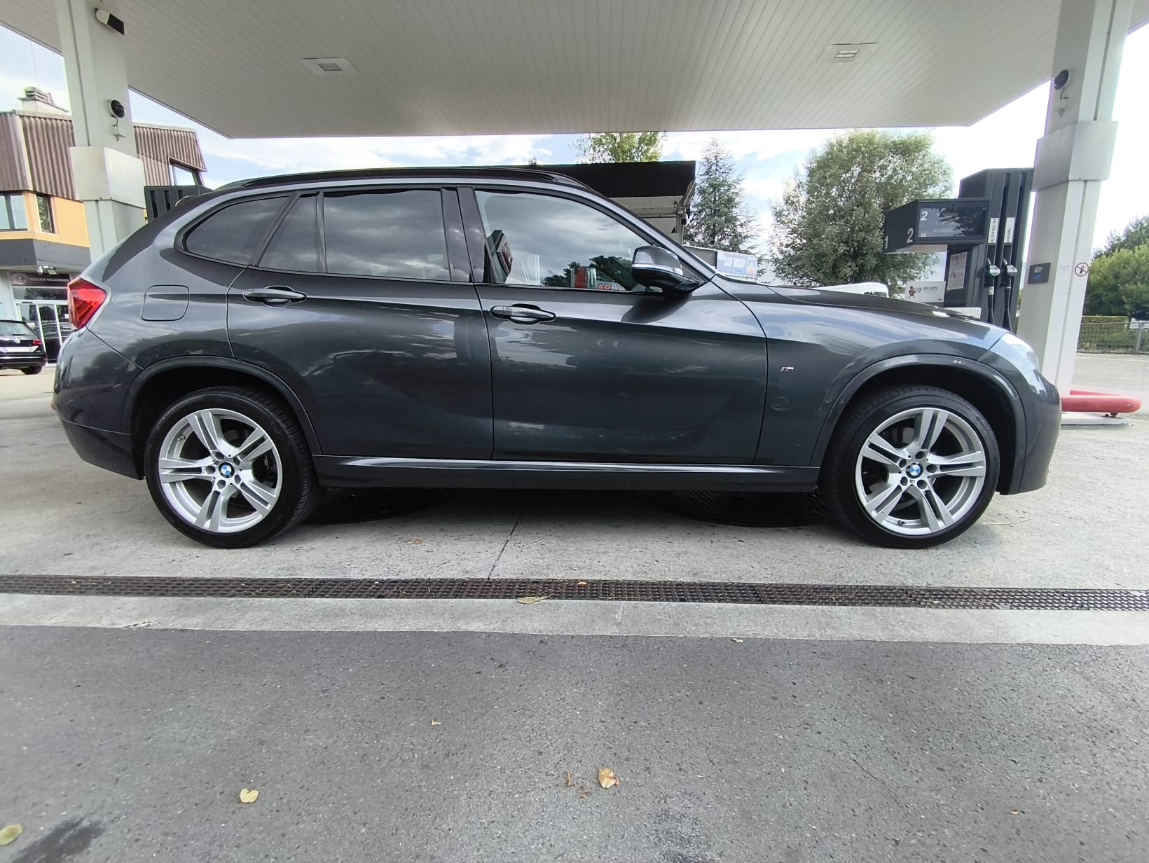 BMW X1 xDrive 20d Sport Line Steptronic-image-6