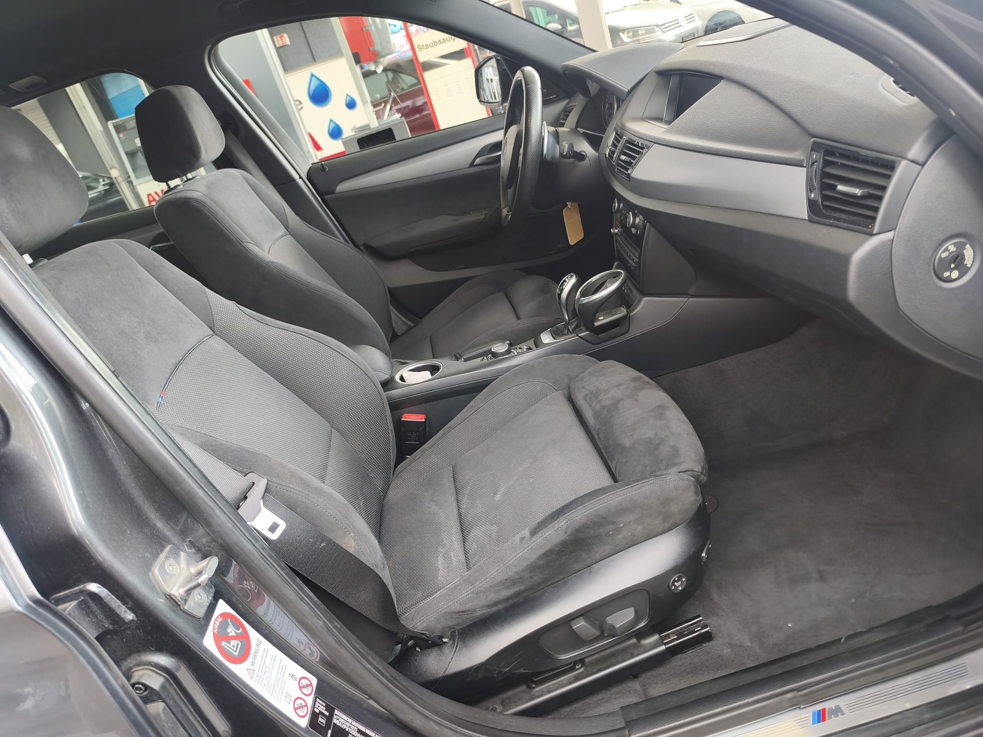 BMW X1 xDrive 20d Sport Line Steptronic-image-13