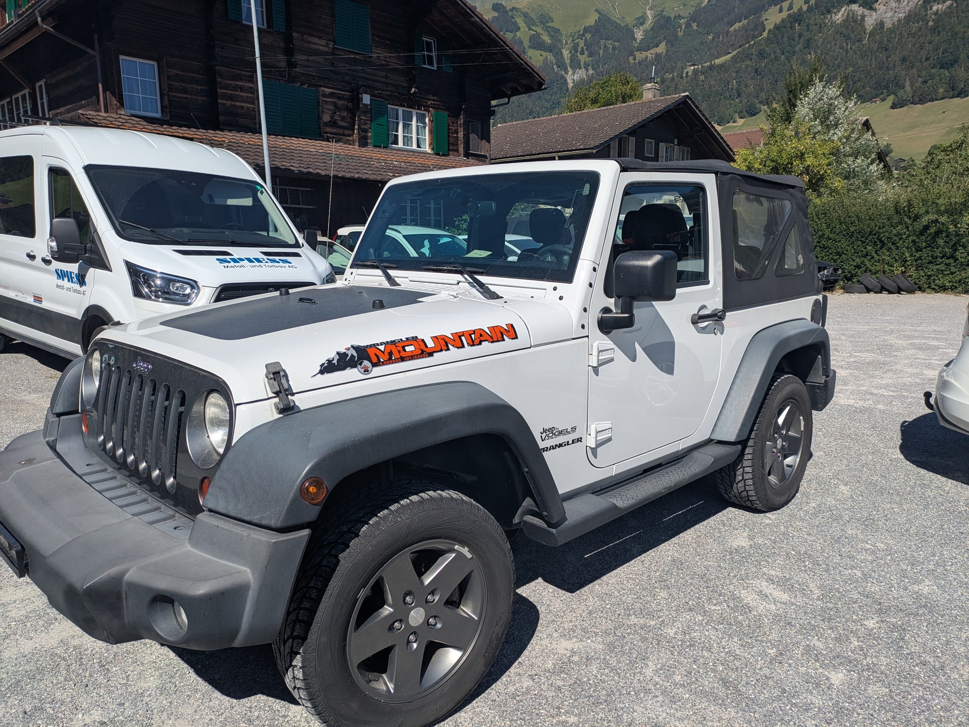 JEEP Wrangler 2.8 CRD Sport-image-1
