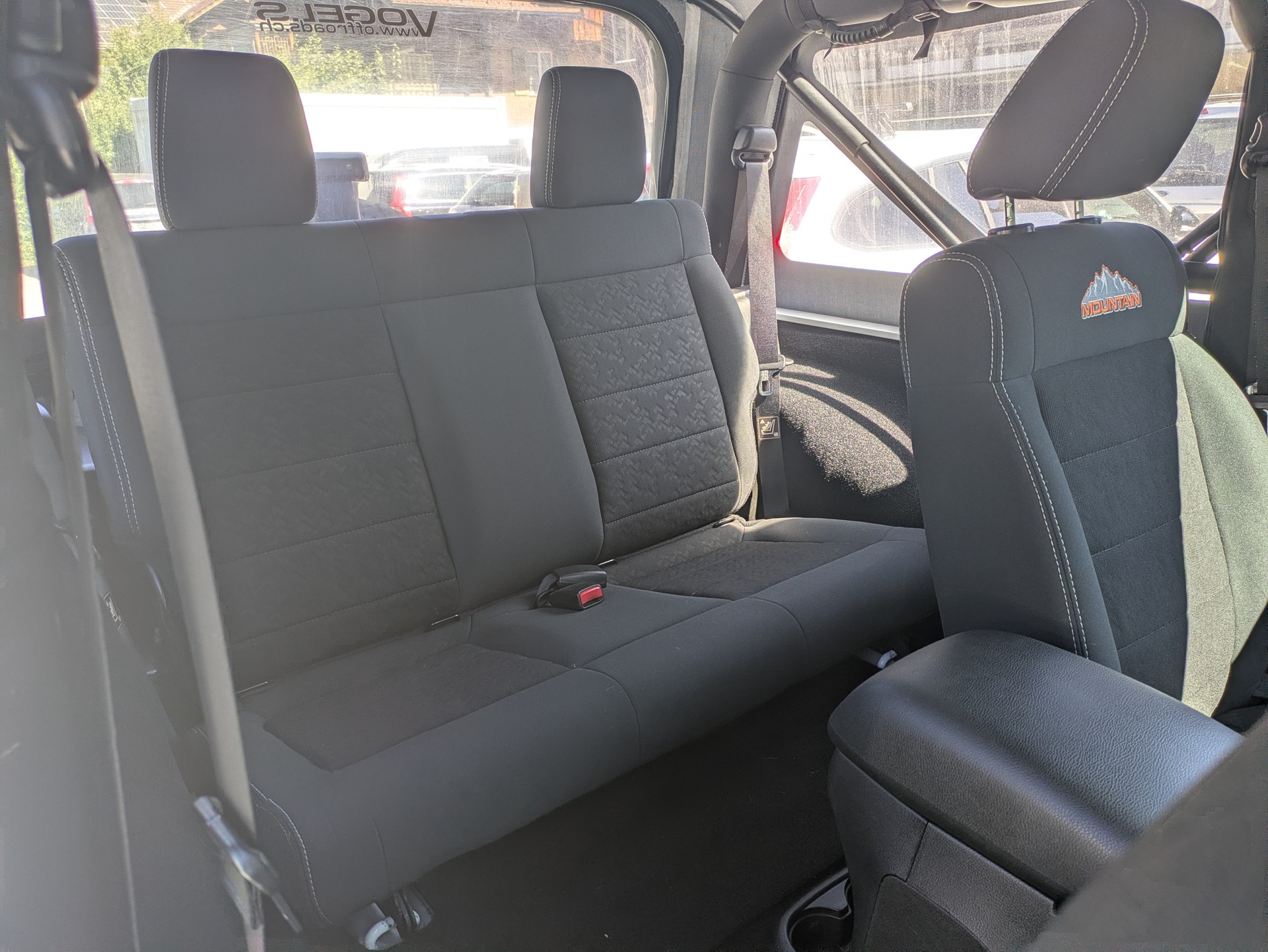 JEEP Wrangler 2.8 CRD Sport-image-10