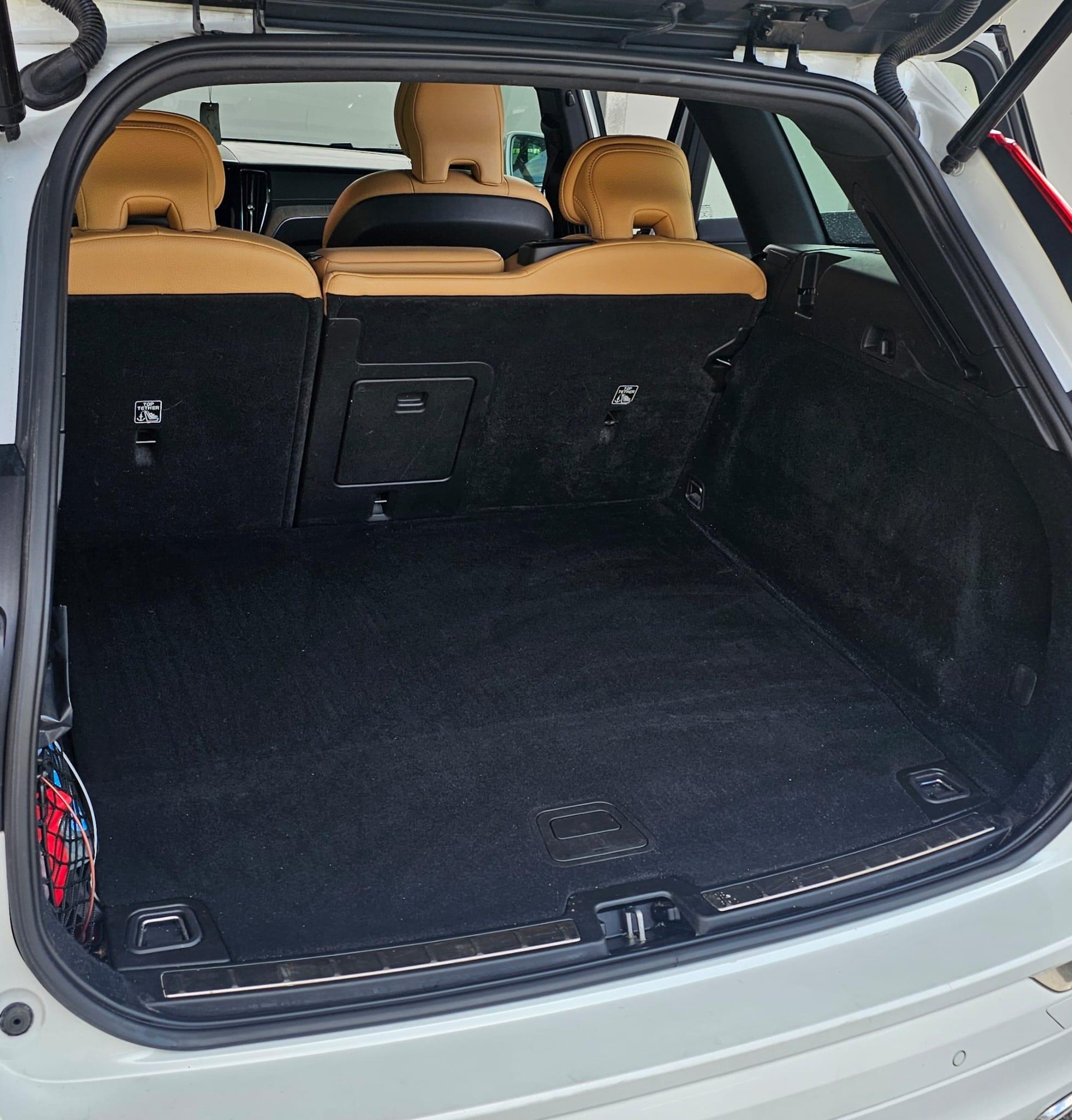 VOLVO 2.0 T8 TE Inscription eAWD-image-2