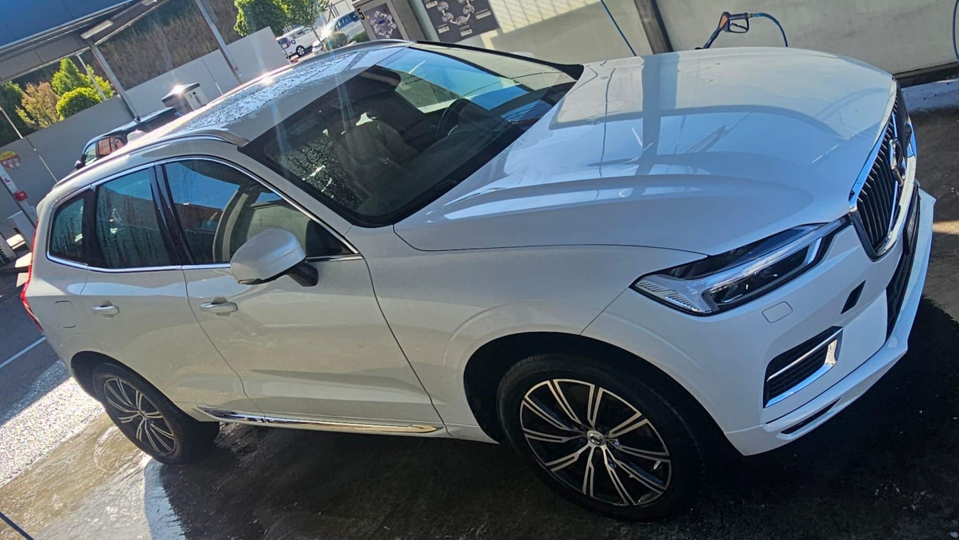 VOLVO 2.0 T8 TE Inscription eAWD-image-0