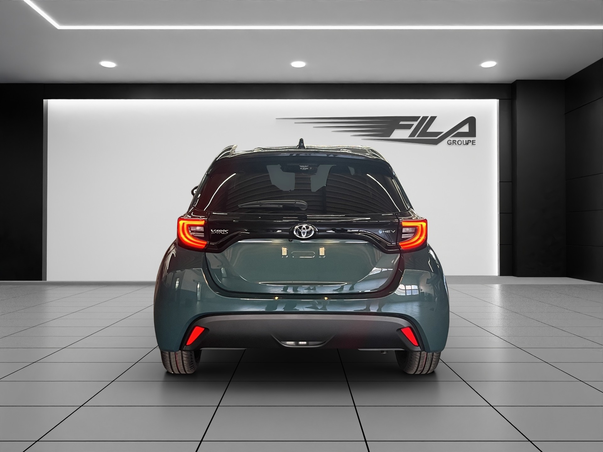 TOYOTA YARIS 1.5 VVT-i HSD Trend-image-4