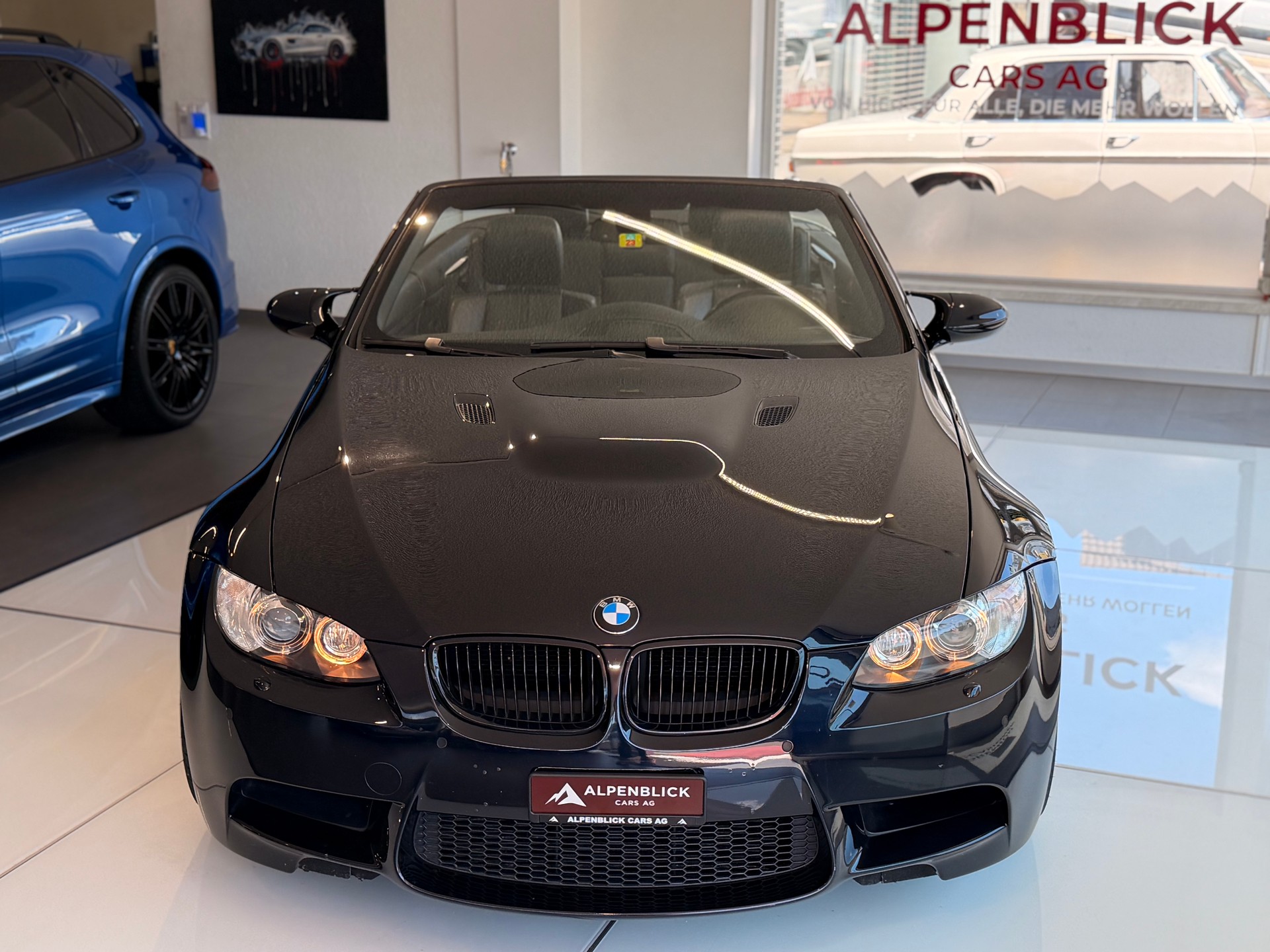 BMW M3 Cabriolet-image-2