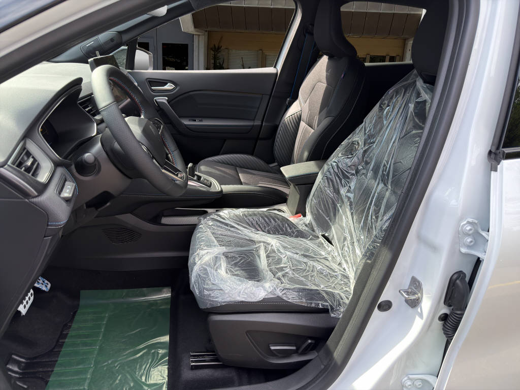 RENAULT Captur 1.8 E-Tech esprit Alpine-image-9