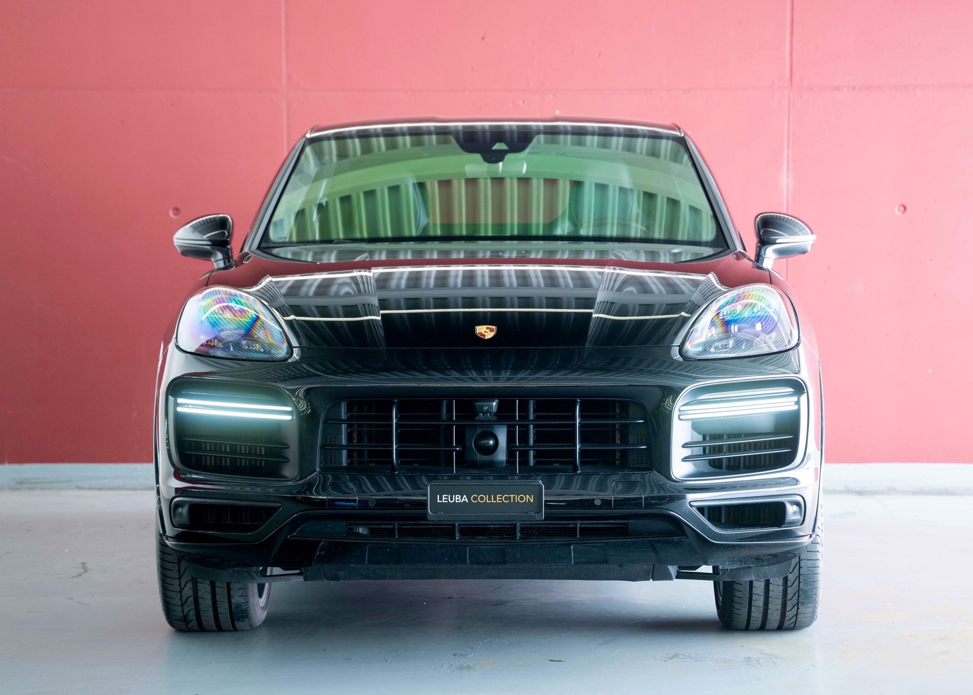 PORSCHE Cayenne Turbo Coupé (2nd hand, full Porsche history)-showroom-element-2