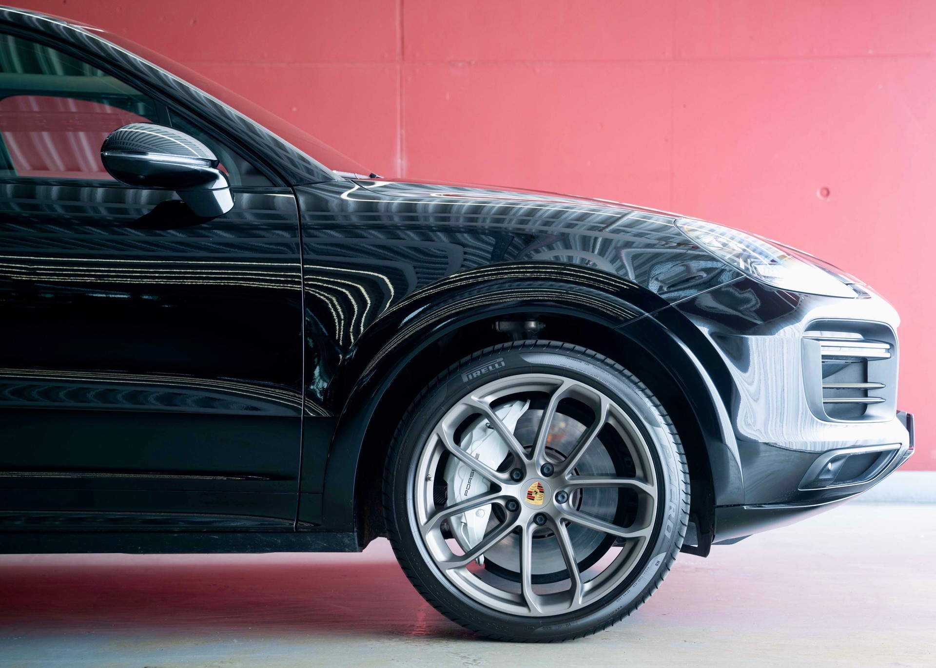 PORSCHE Cayenne Turbo Coupé (2nd hand, full Porsche history)-image-8