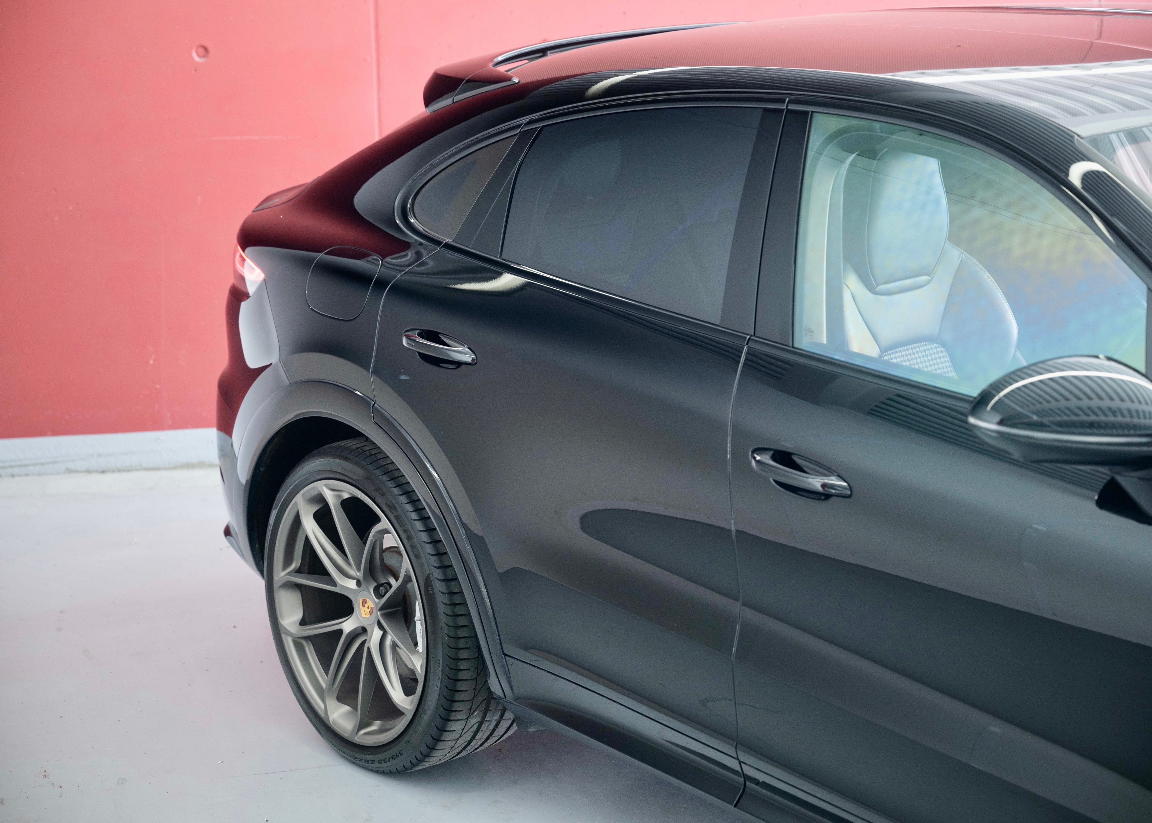 Image PORSCHE CAYENNE Cayenne Turbo Coupé (2nd hand, full Porsche history)
