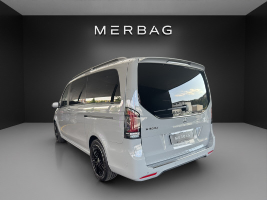MERCEDES-BENZ V 300 d lang Exclus. 9G-T-image-3