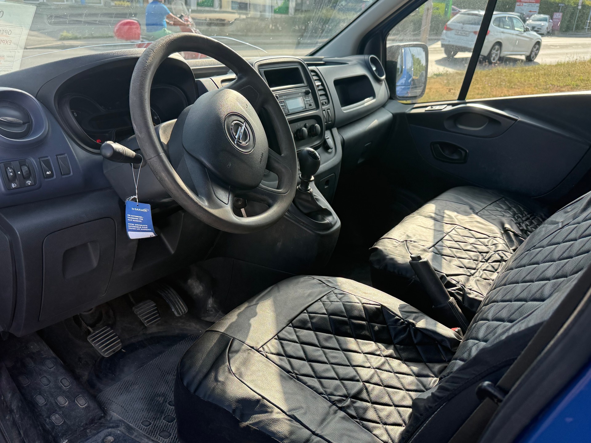 OPEL Vivaro 1.6 CDTI 2.7t L1H1-image-11