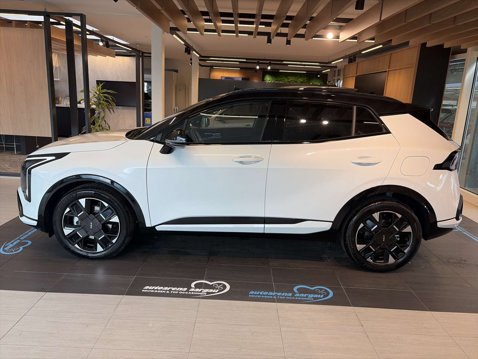 KIA Sportage 1.6T-GDi HEV GT-Line 239PS 4x4 Automat NEUES MODELL-image-12