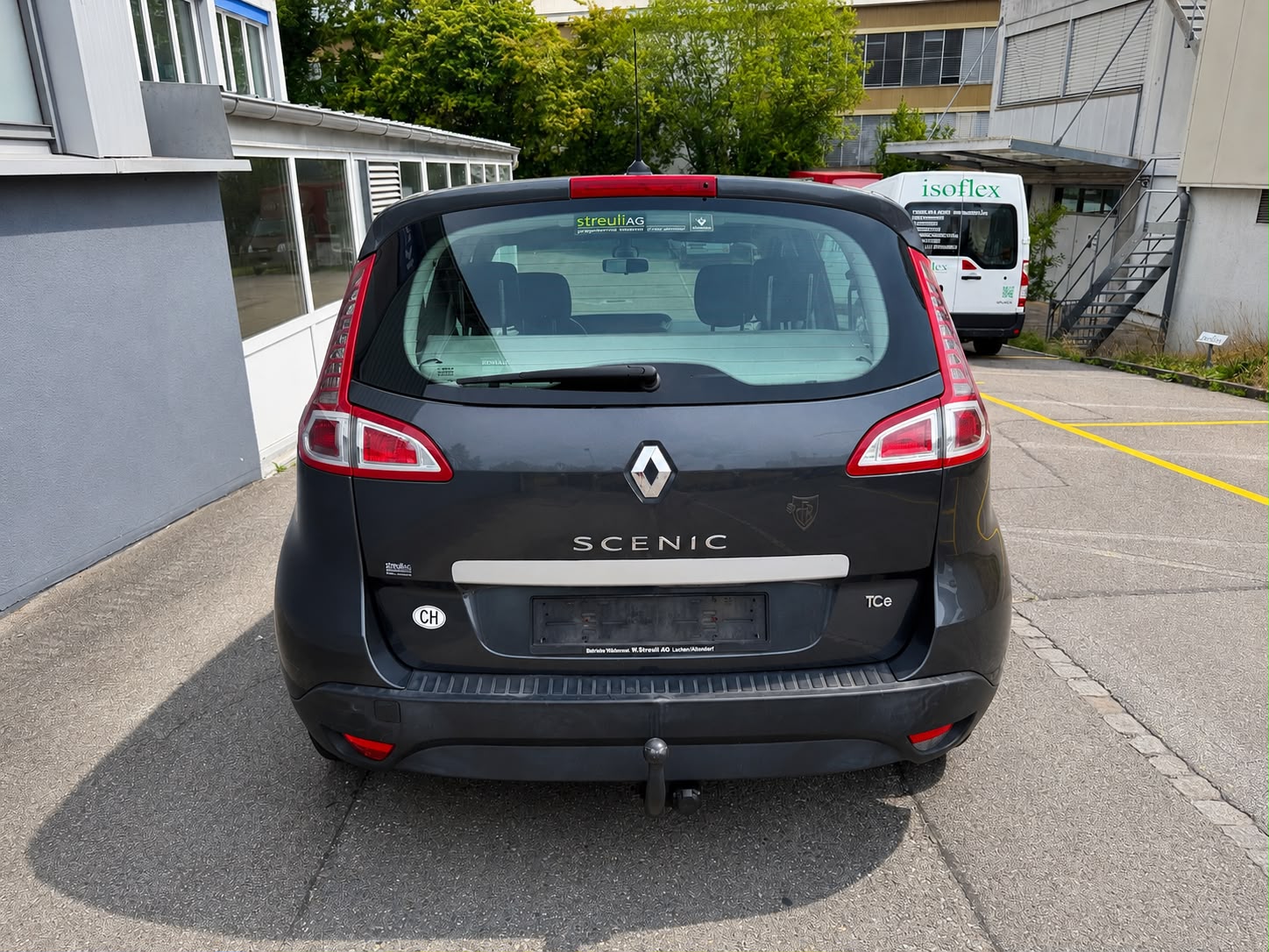 RENAULT Scénic 1.4 16V Turbo Dynamique-image-6