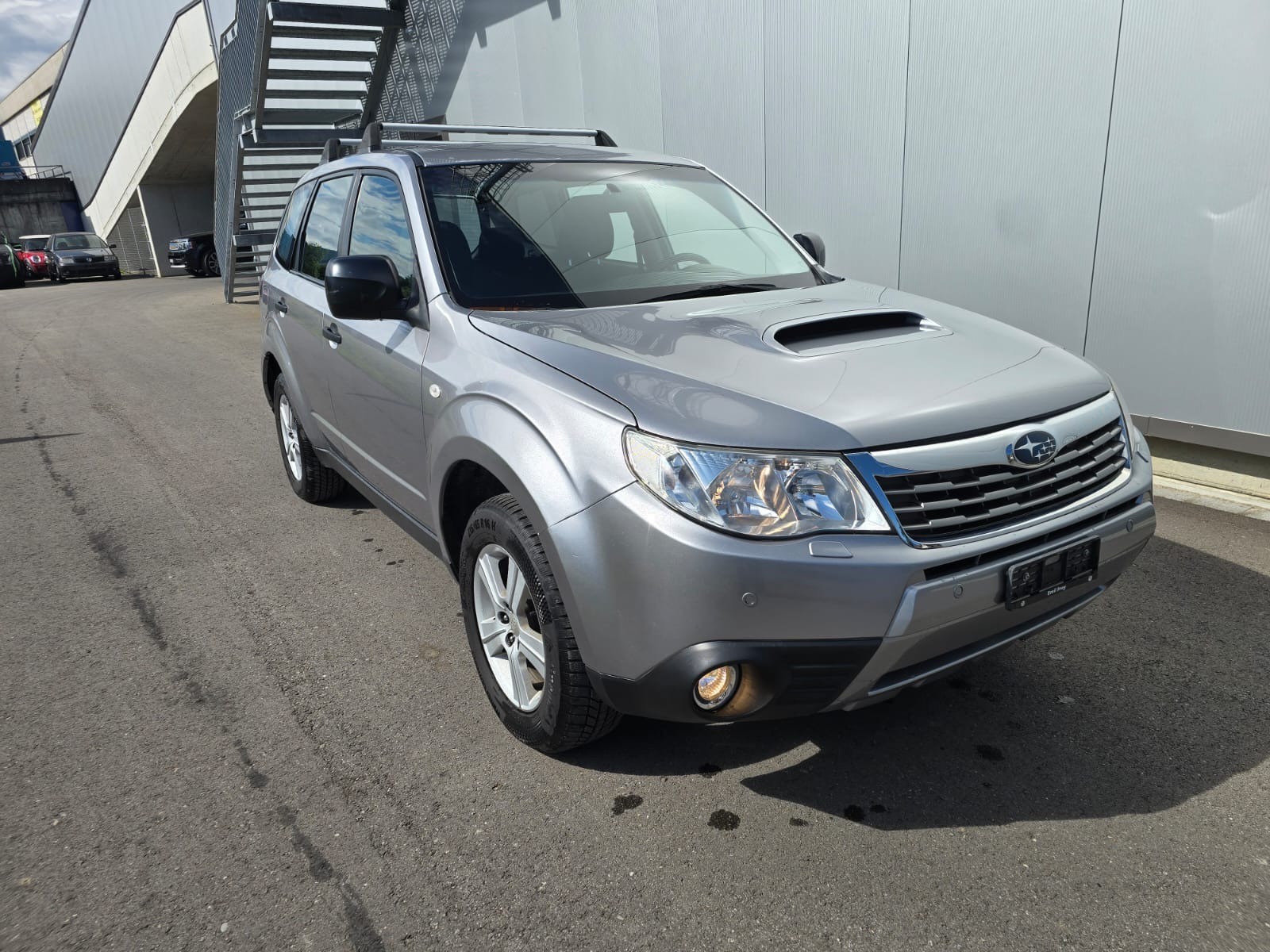 SUBARU Forester 2.0D X Swiss-image-5