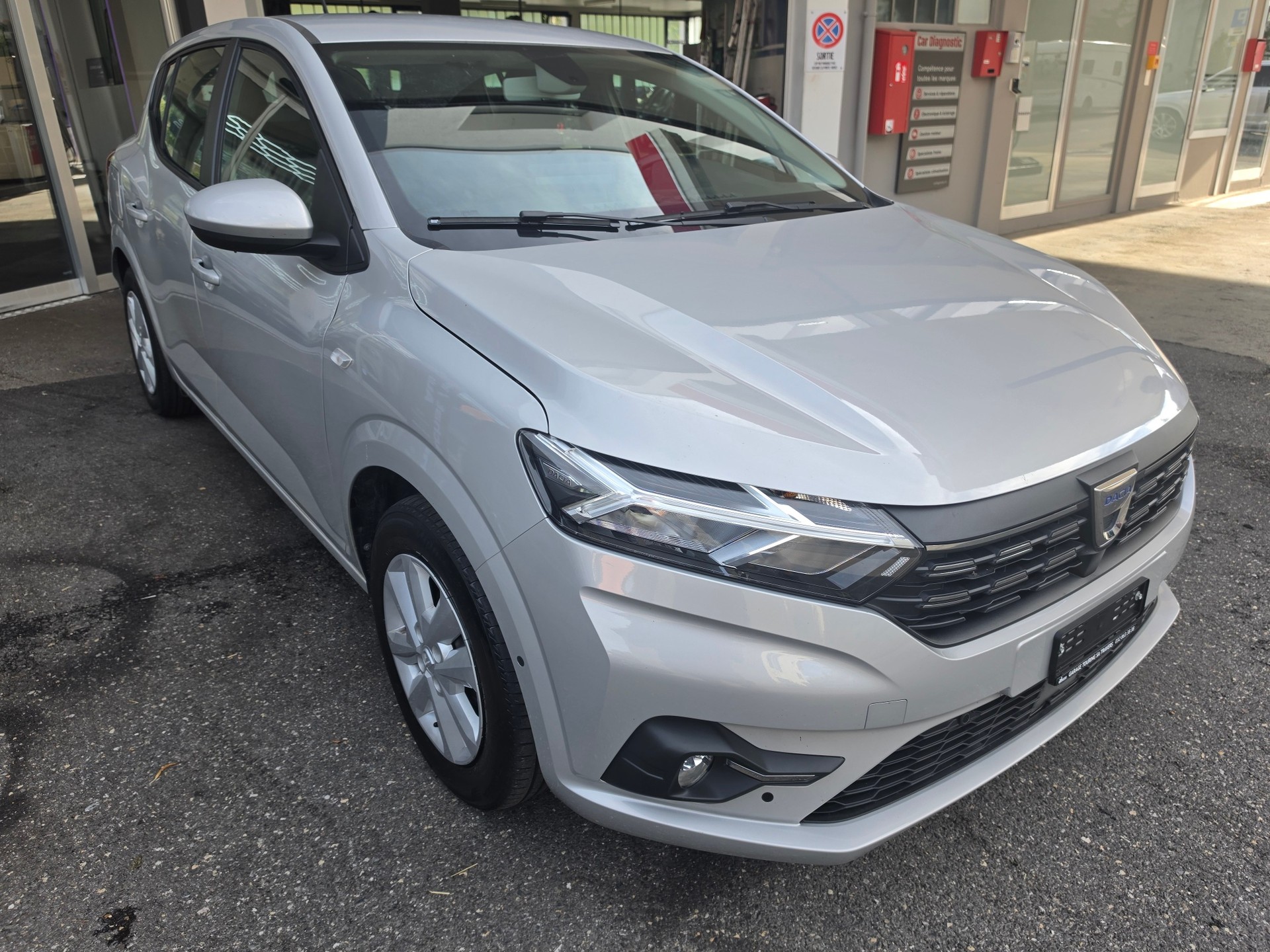 DACIA Sandero TCe 90 Expression CVT-image-2