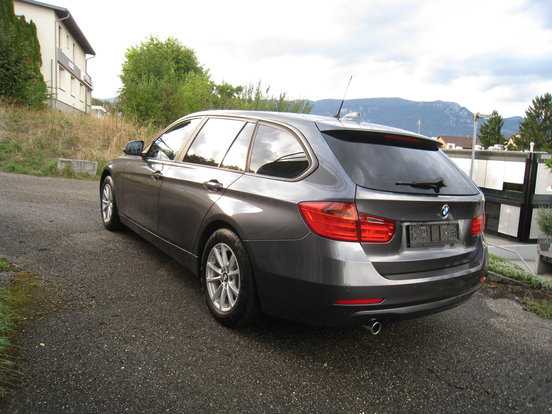 BMW 320d xDrive Touring Steptronic MFK-image-4