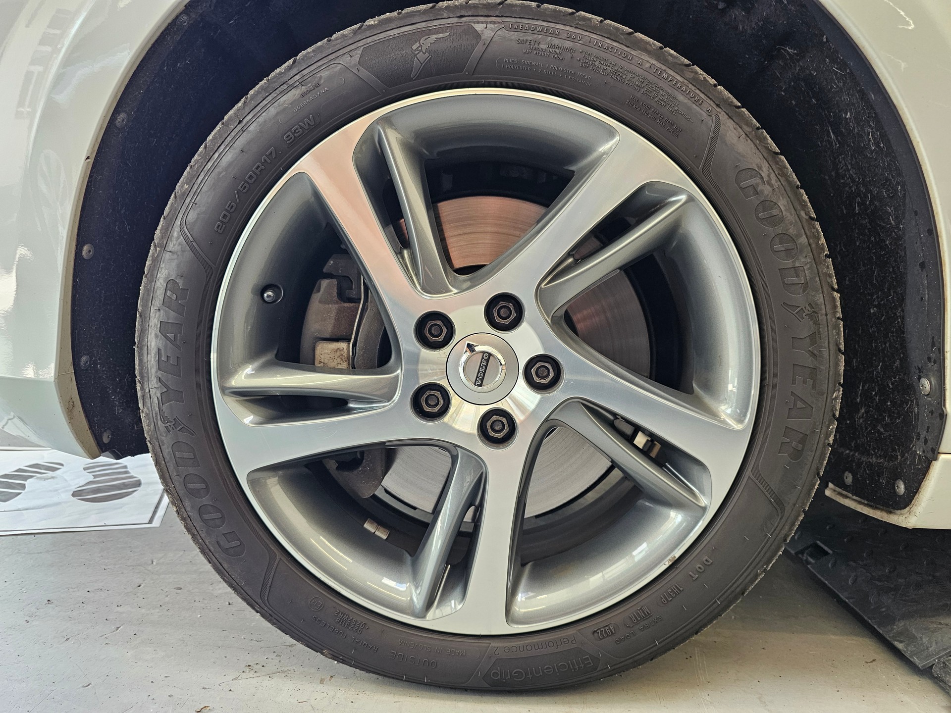 VOLVO V40 D3 Momentum-image-21