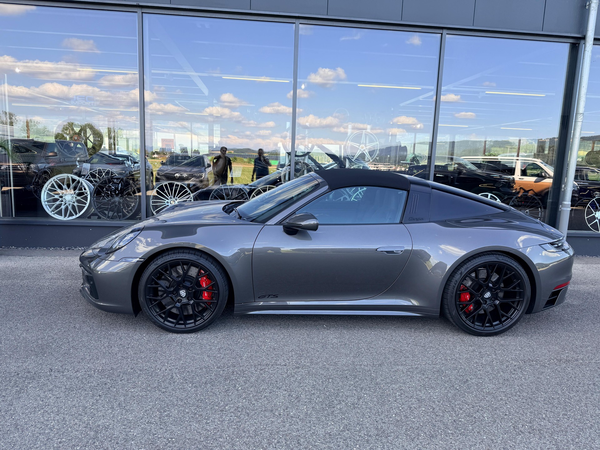 PORSCHE 911 Targa 4 GTS PDK-image-2