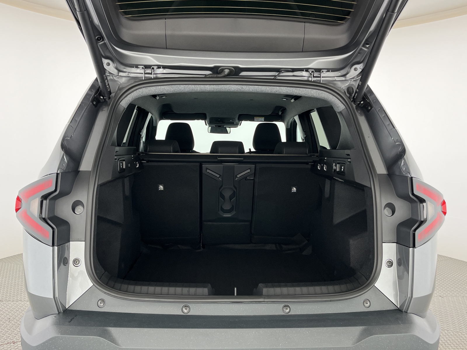 DACIA Bigster 1.2 Hybrid Journey 4WD-image-17