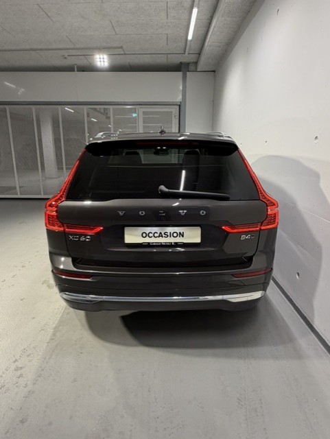 VOLVO XC60 2.0 B4 MH Plus Bright AWD-image-3