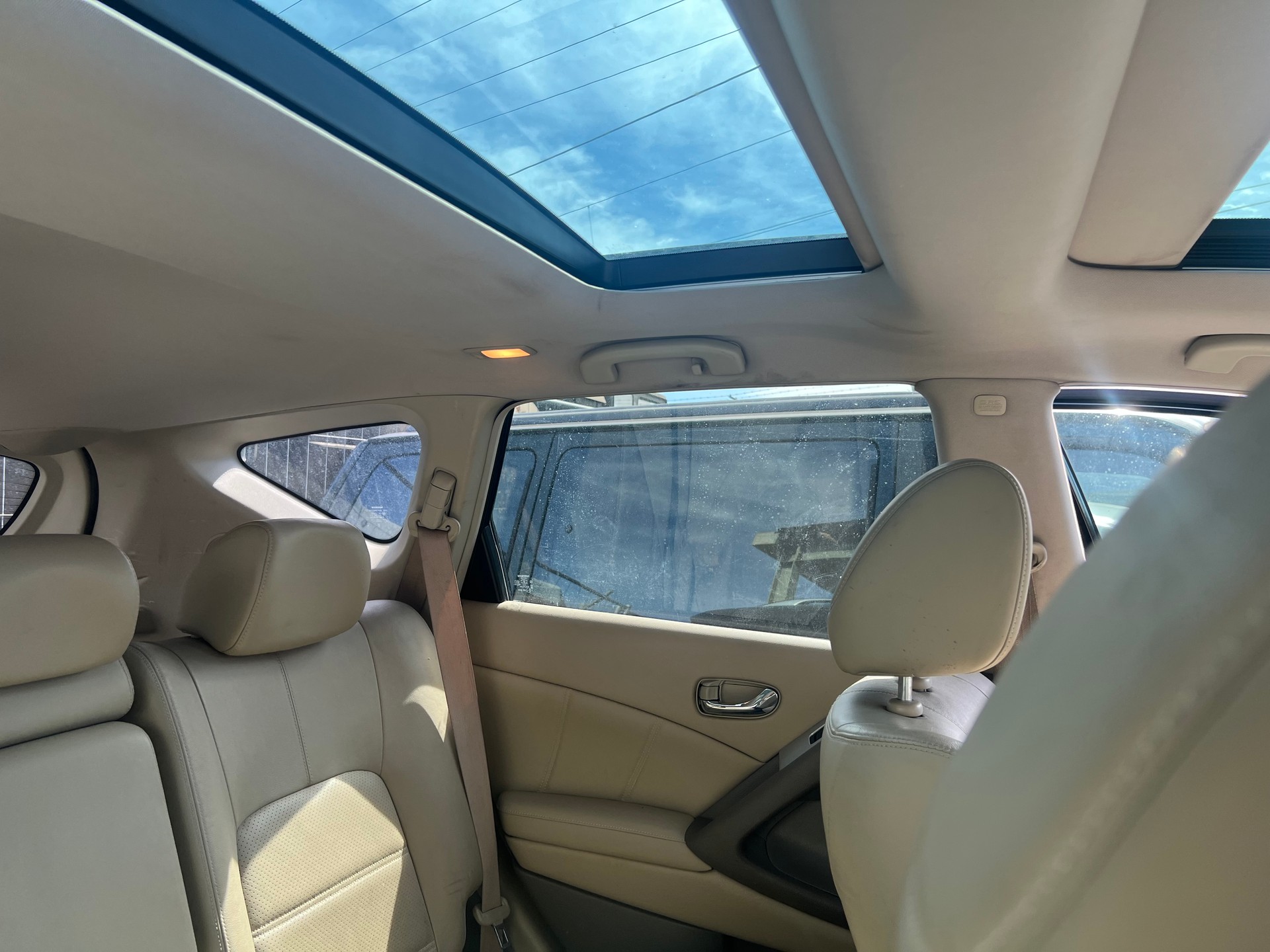 NISSAN Murano 2.5 dCi Executive Automatic-image-5