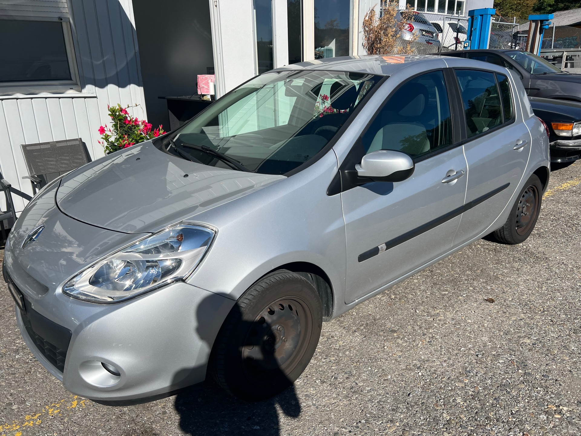 RENAULT Clio 1.2 16V Expression-image-1