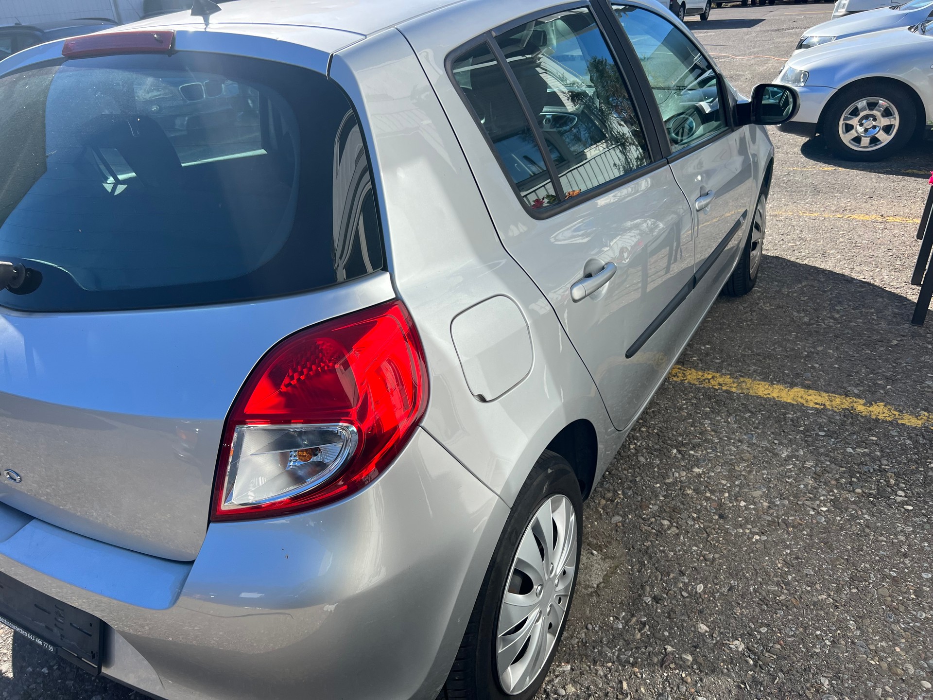 RENAULT Clio 1.2 16V Expression-image-3