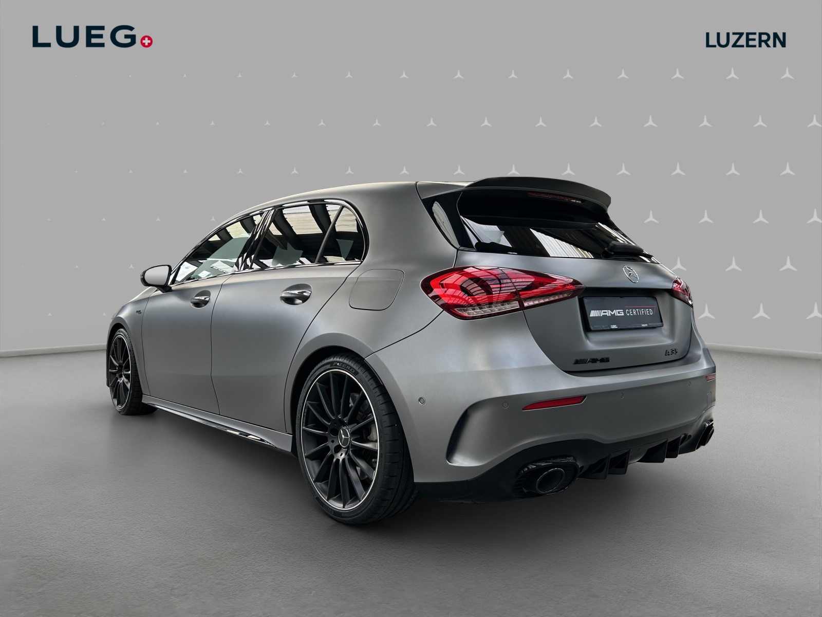 MERCEDES-BENZ A 35 AMG 4Matic Speedshift-image-2
