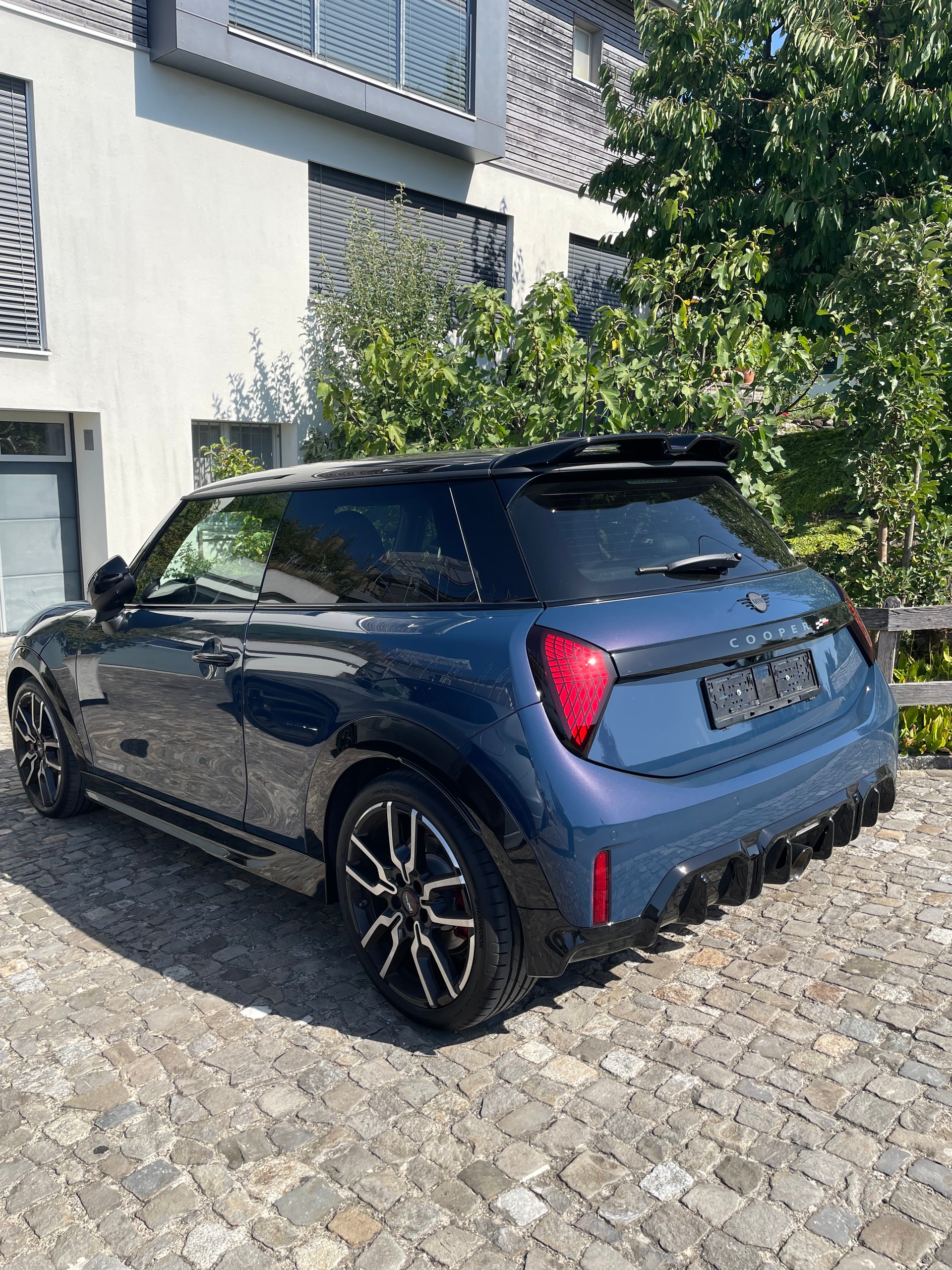 MINI John Cooper Works DKG I-image-2