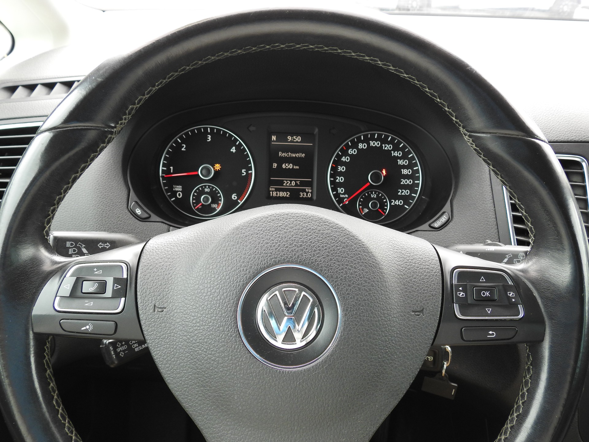 VW Sharan 2.0 TDI BMT Style 4Motion-image-29