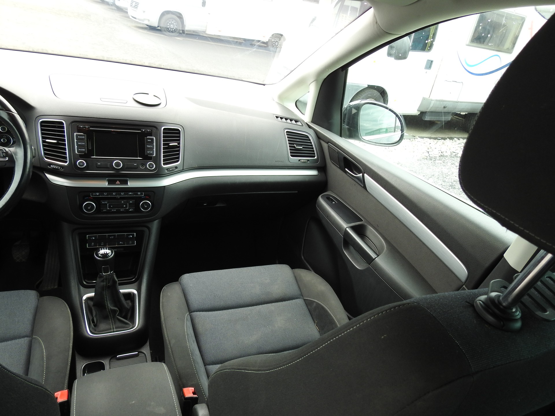 VW Sharan 2.0 TDI BMT Style 4Motion-image-19